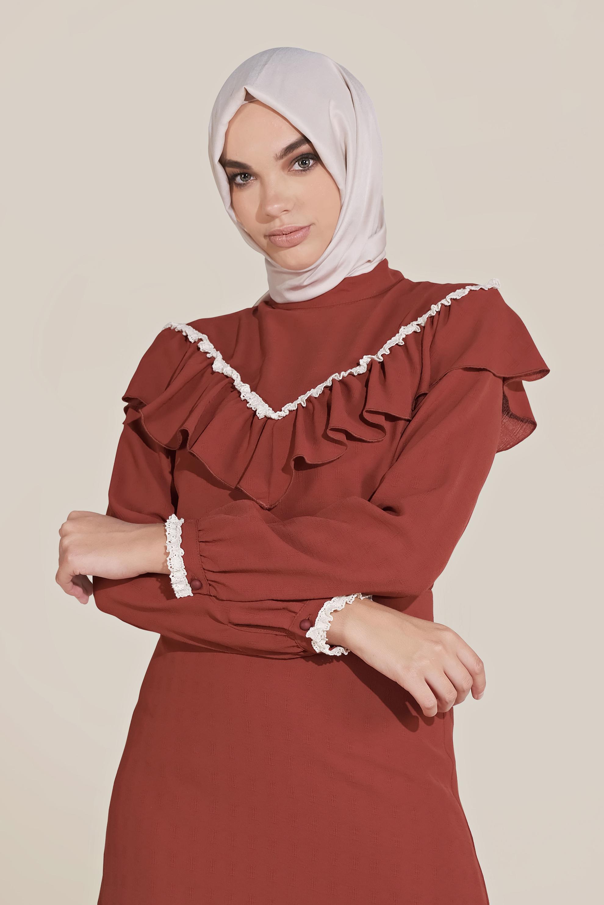 Tesettür giyim TURUNCU FIRFIRLI KEMERLİ ETEKLİ TAKIM 40811