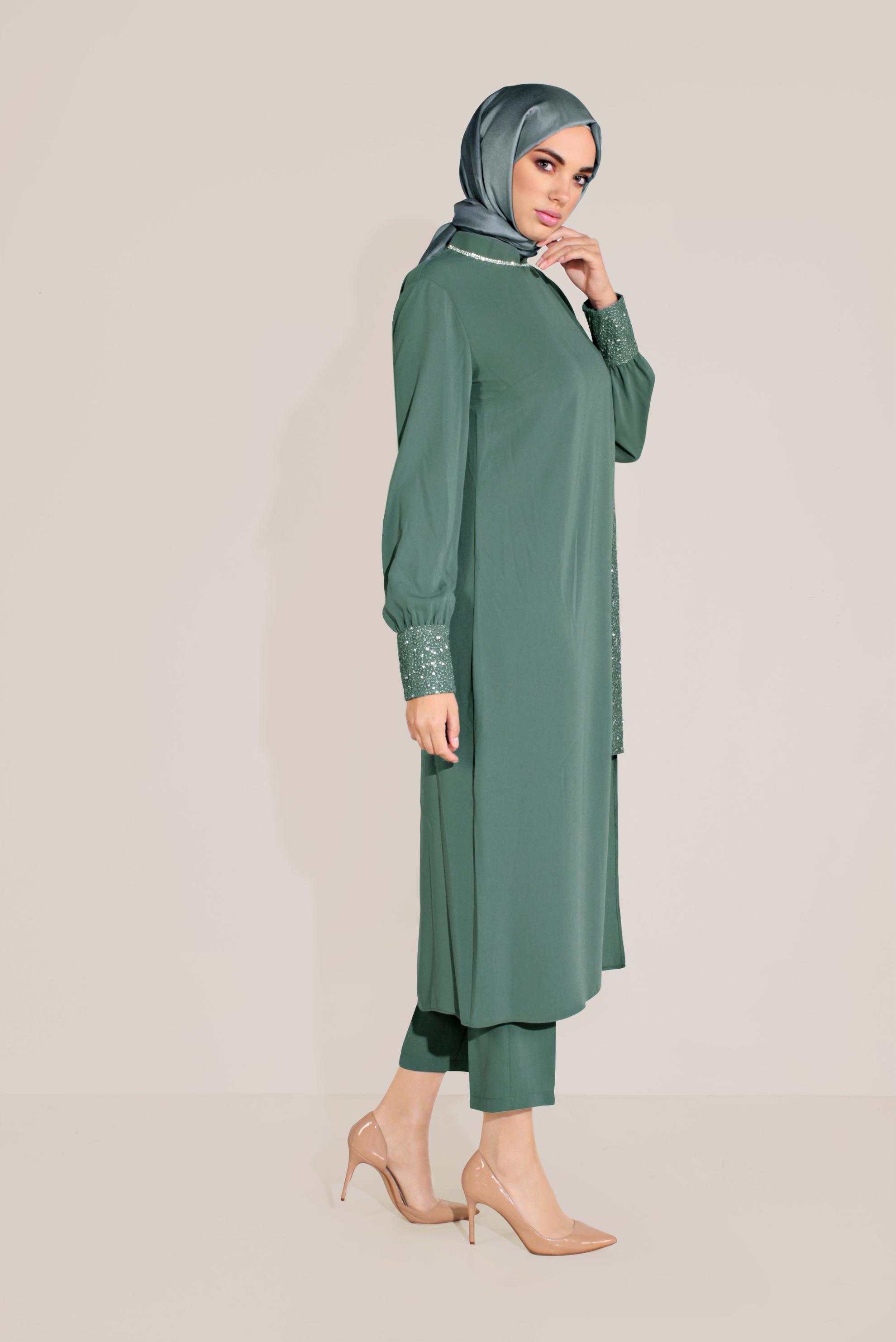 Tesettür giyim YEŞİL YIRTMAÇLI TAŞLI HAKİM YAKA TAKIM 30005