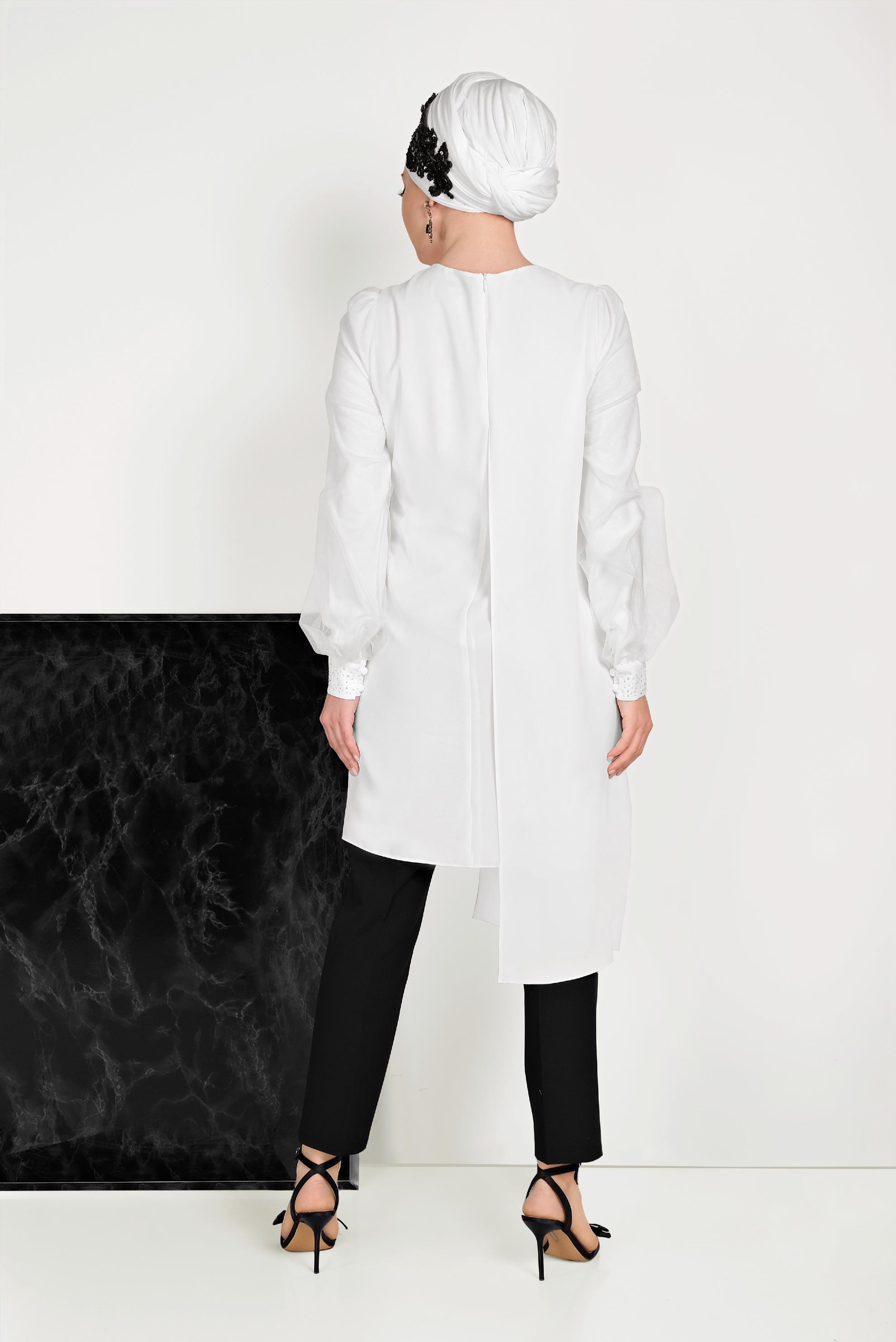 Tesettür giyim BEYAZ YANDAN BAĞLAMALI ASİMETRİK PANTOLONLU TAKIM 30015