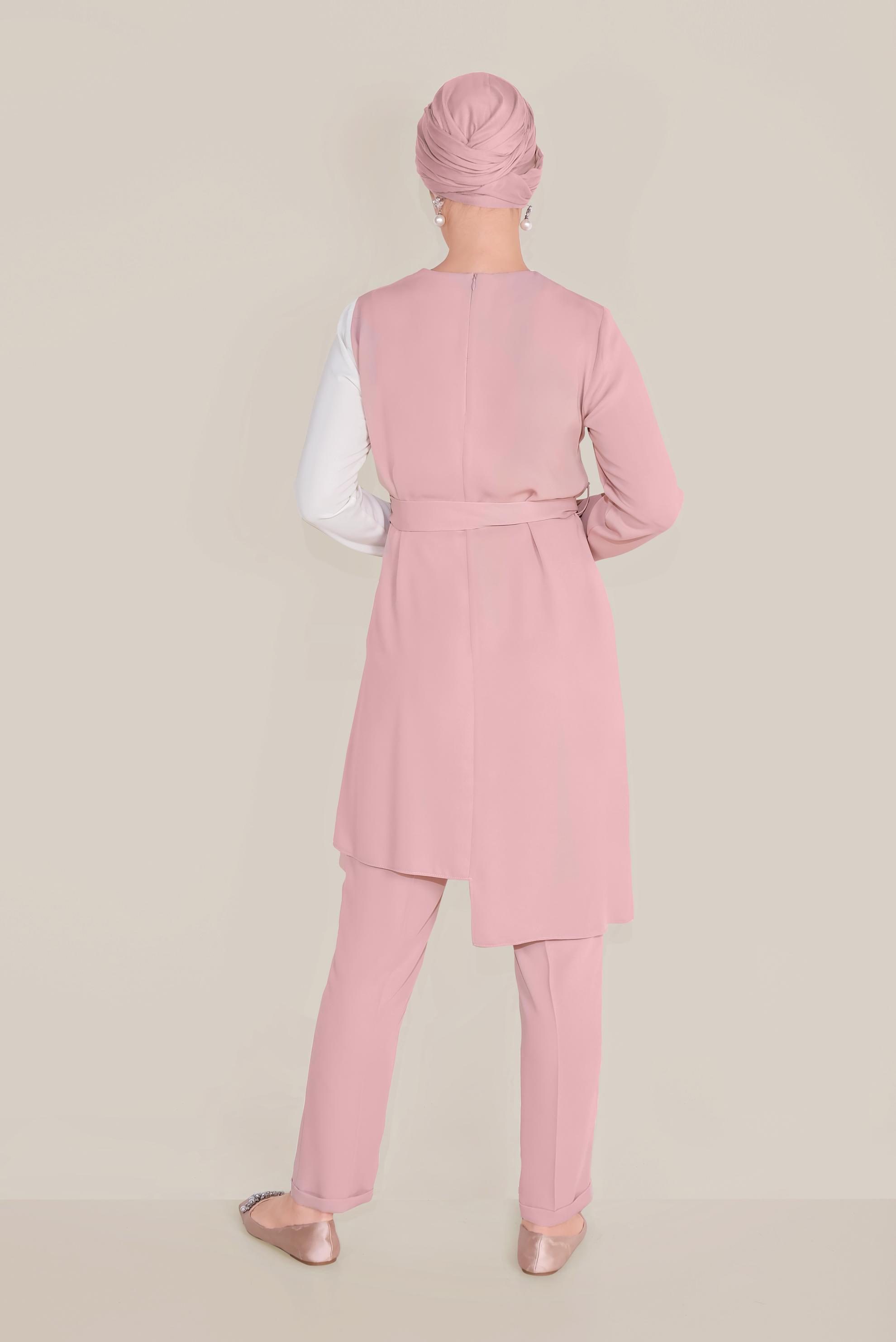 Tesettür giyim PUDRA ÇİÇEK DESENLİ ASİMETRİK PANTOLON TAKIM 30018