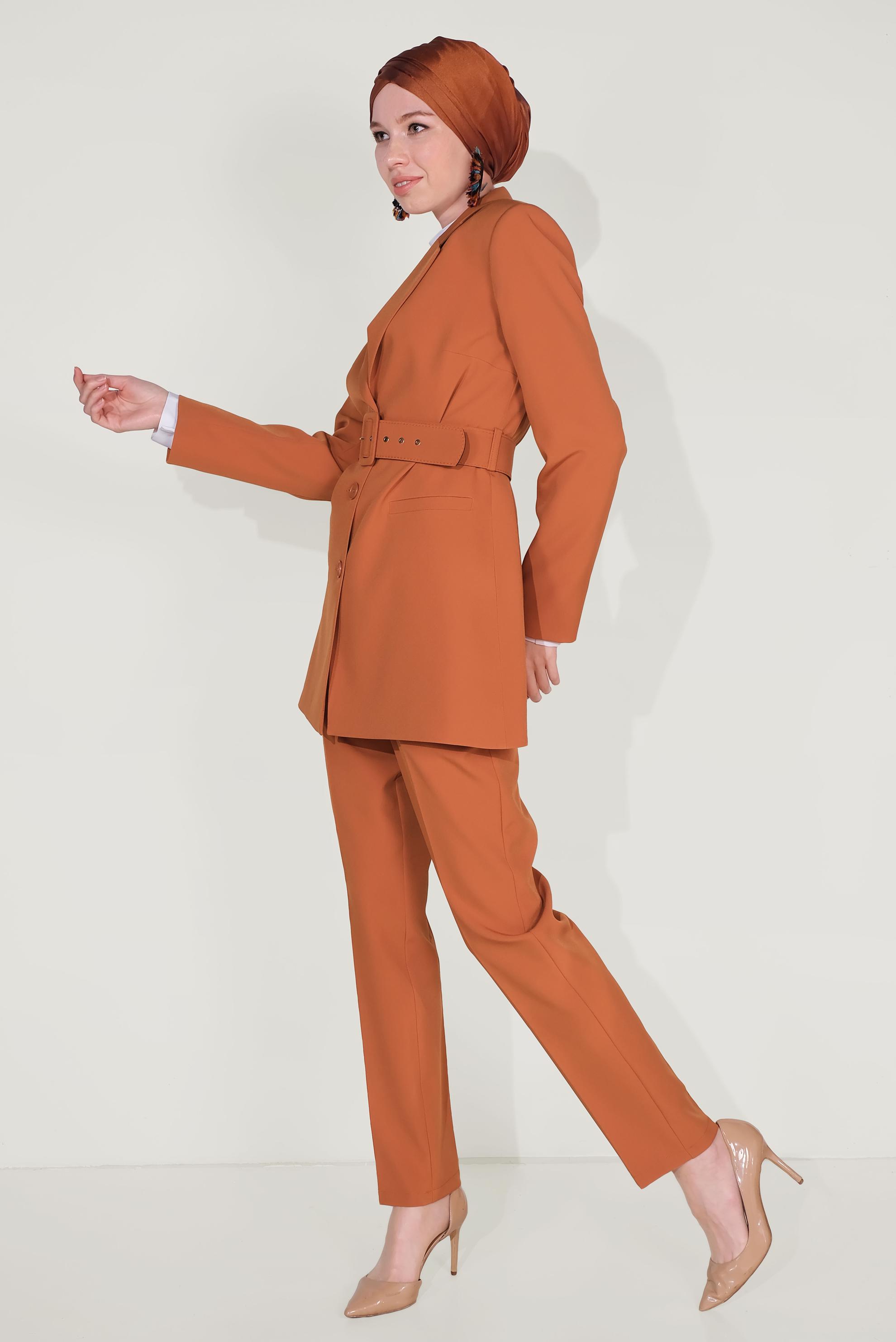 Tesettür giyim TURUNCU KLASİK KESİM KEMERLİ İKİLİ PANTOLONLU TAKIM 30033