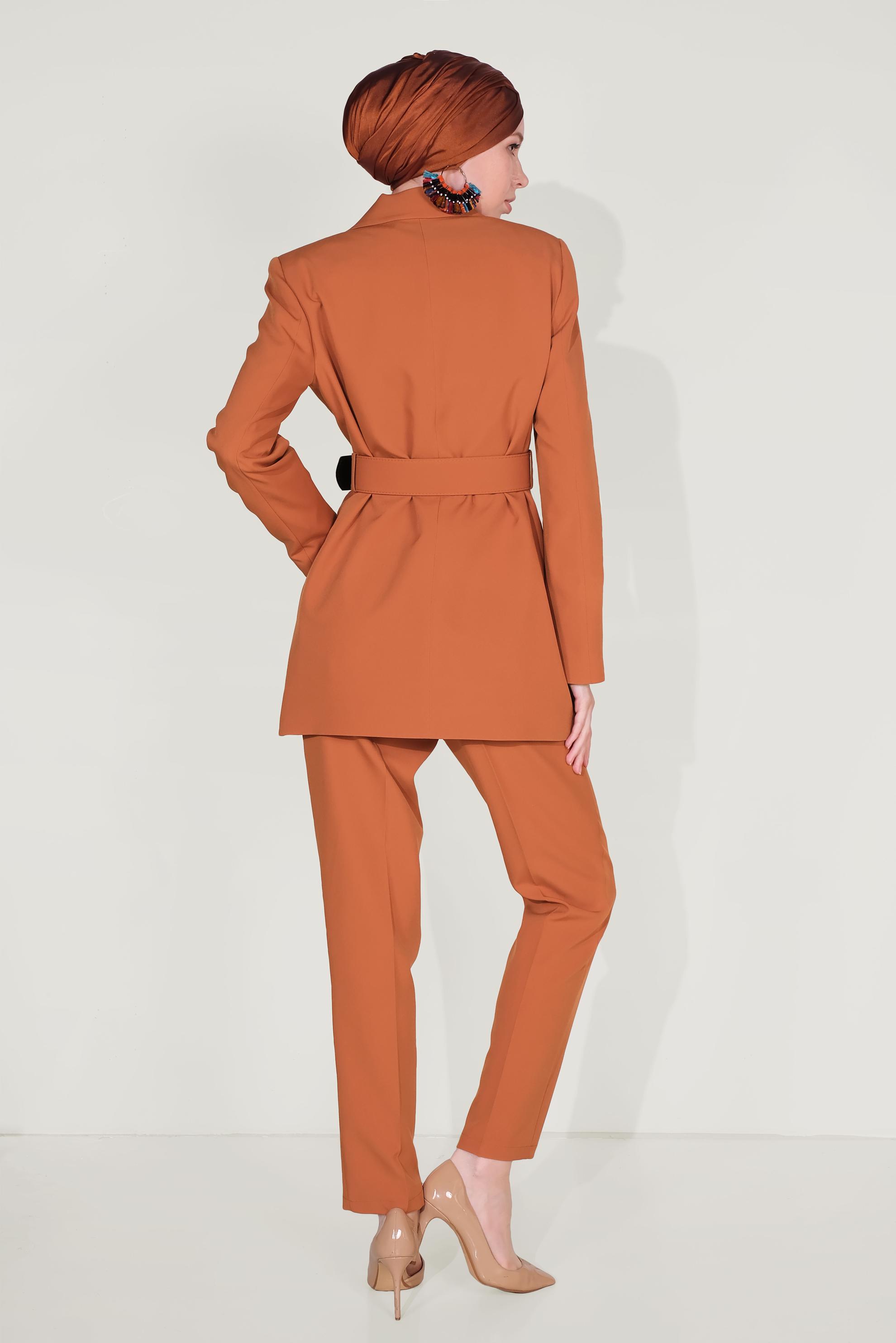 Tesettür giyim TURUNCU KLASİK KESİM KEMERLİ İKİLİ PANTOLONLU TAKIM 30033