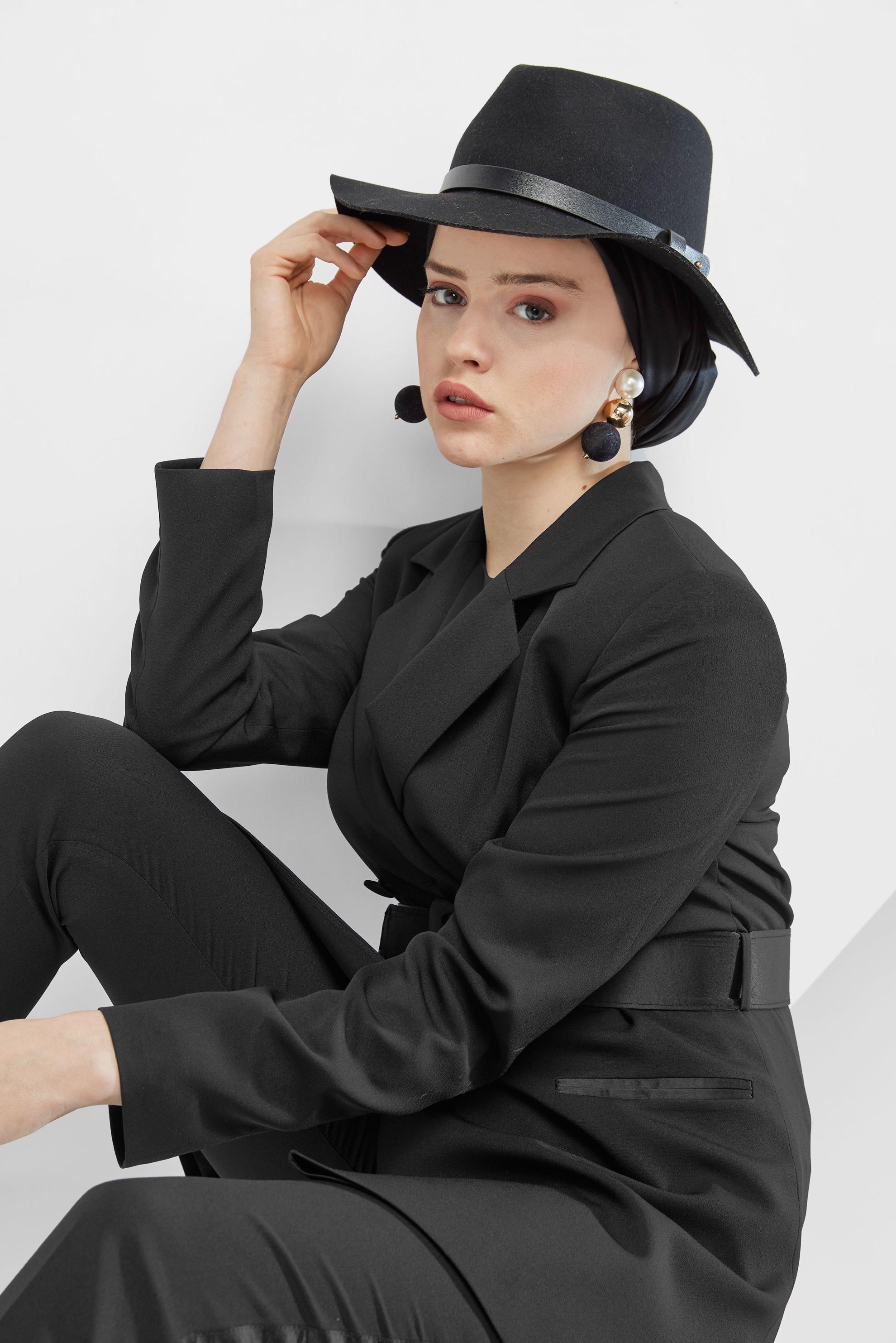 Tesettür giyim SİYAH KLASİK KESİM  DÜĞMELİ PANTOLONLU TAKIM 30035 