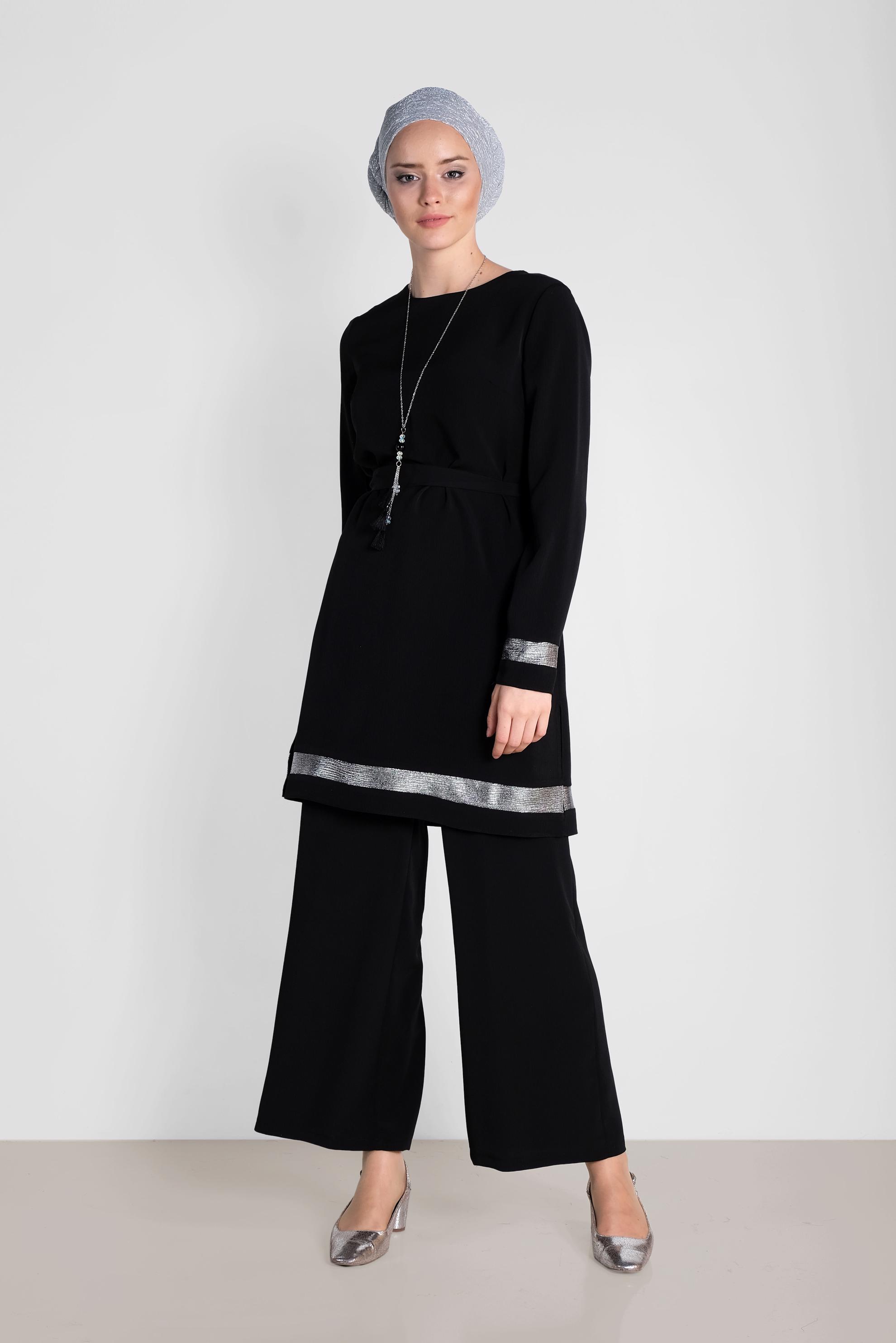 Tesettür giyim SİYAH ŞERİTLİ YALDIZLI İKİLİ PANTOLONLU TAKIM 3509