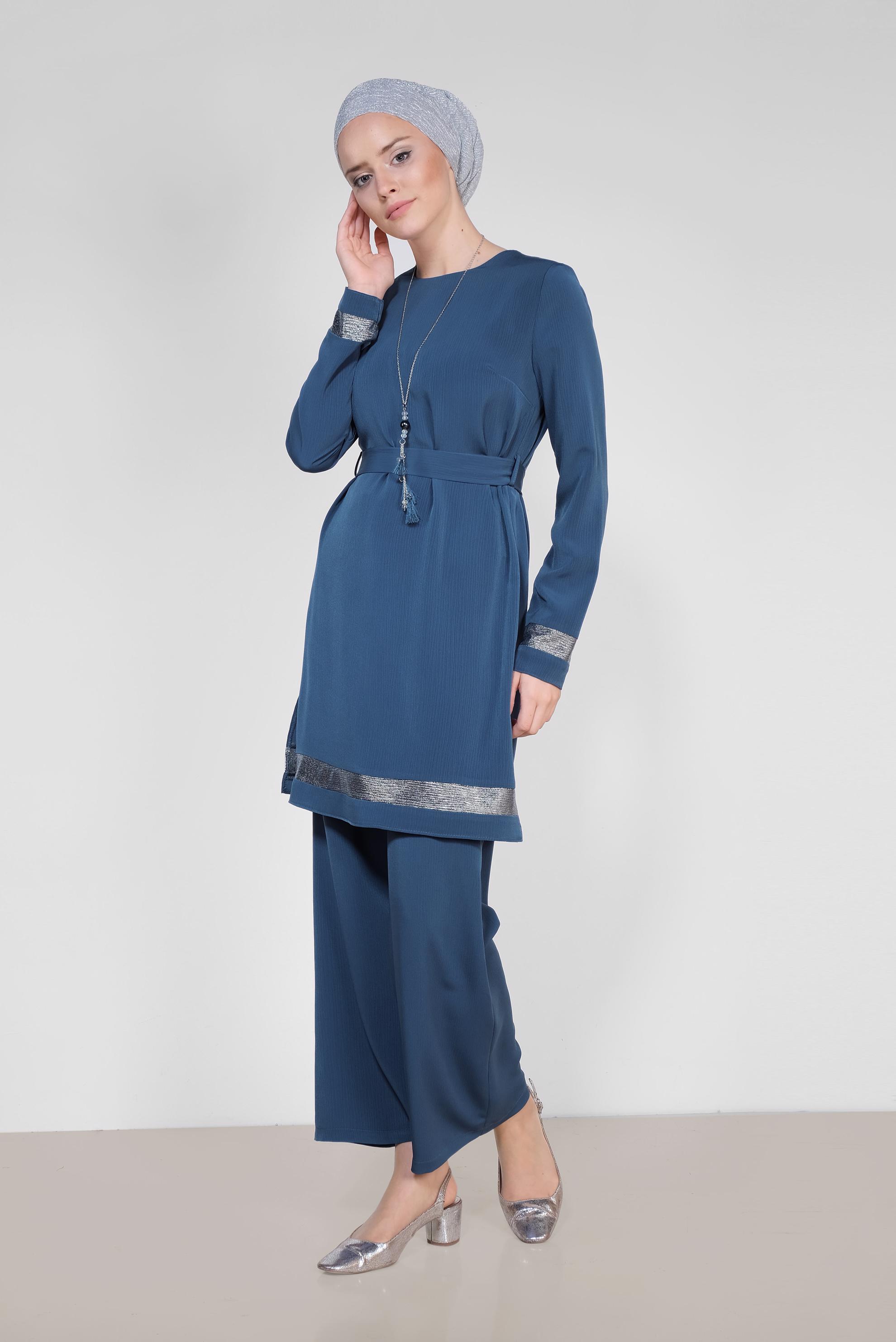 Tesettür giyim LACİVERT ŞERİTLİ YALDIZLI İKİLİ PANTOLONLU TAKIM 3509