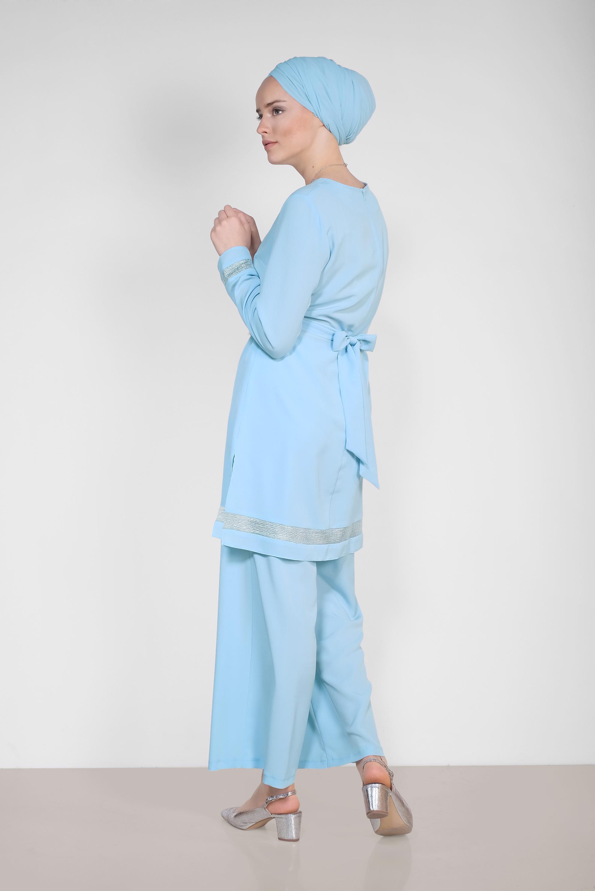 Tesettür giyim MAVİ ŞERİTLİ YALDIZLI İKİLİ PANTOLONLU TAKIM 3509