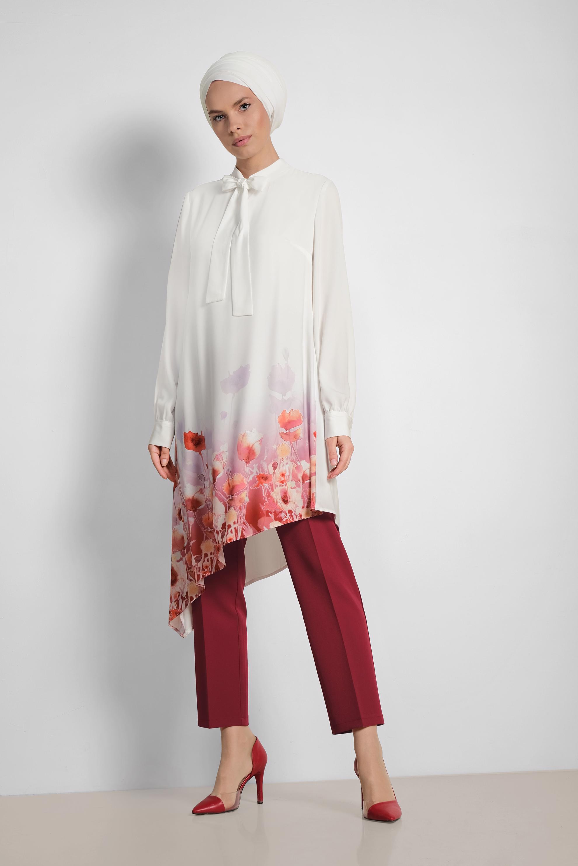 Tesettür giyim BEYAZ YAKASI BAĞCIKLI ETEK UCU FLORAL DESENLİ PANTOLONLU TAKIM 3510