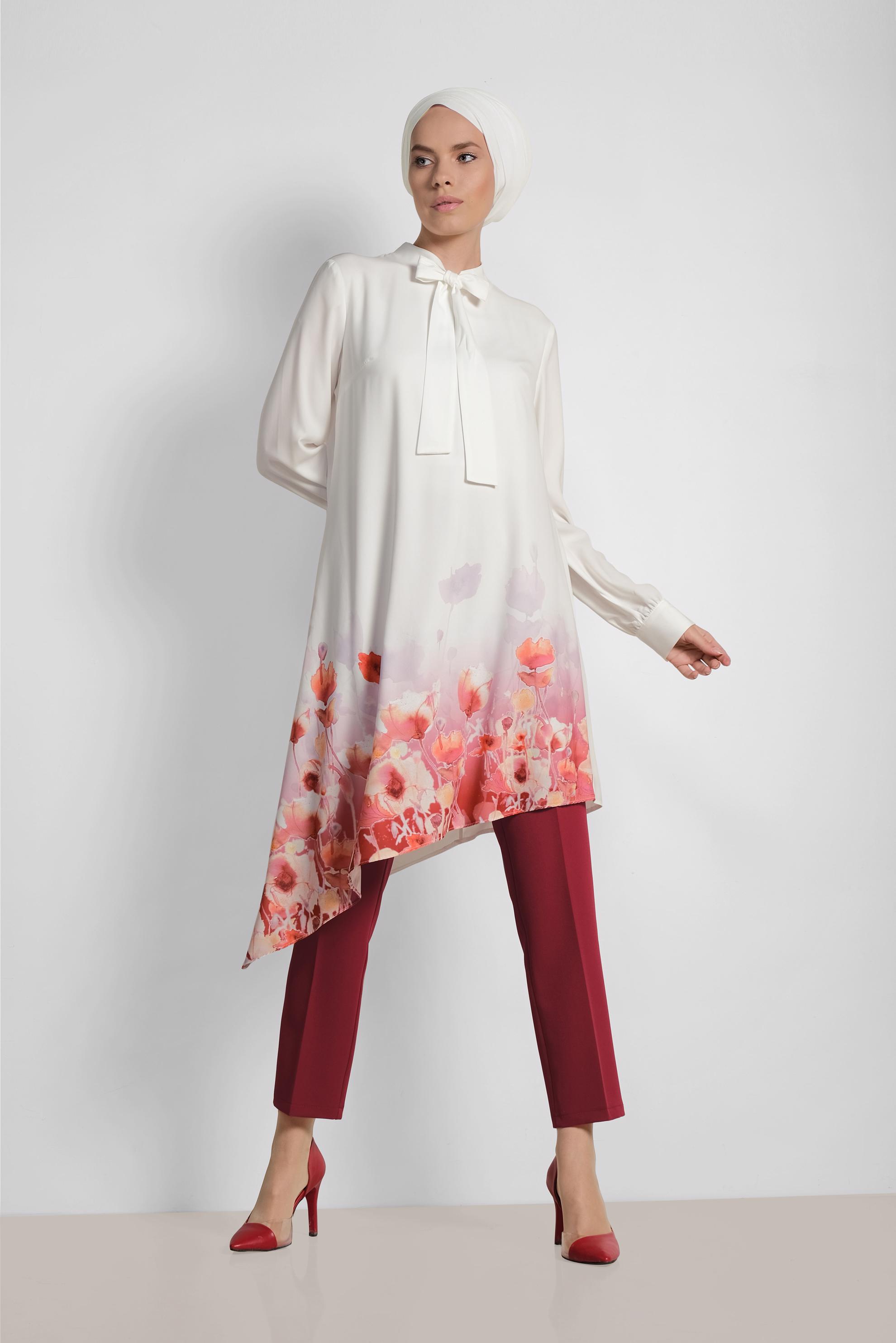 Tesettür giyim BEYAZ YAKASI BAĞCIKLI ETEK UCU FLORAL DESENLİ PANTOLONLU TAKIM 3510