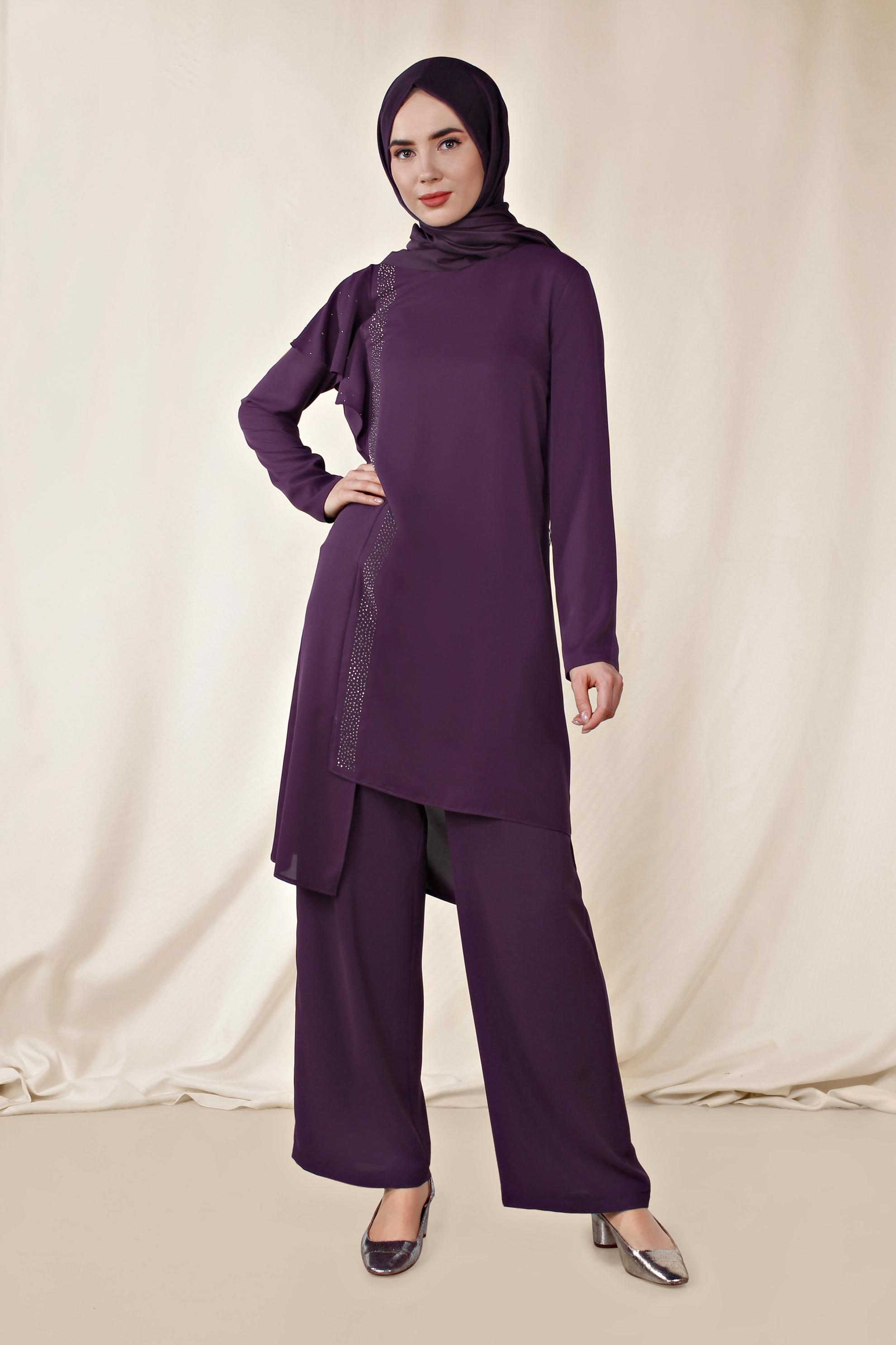 Tesettür giyim MOR OMUZU VOLANLI TAŞ DETAYLI PANTOLONLU TAKIM 3531