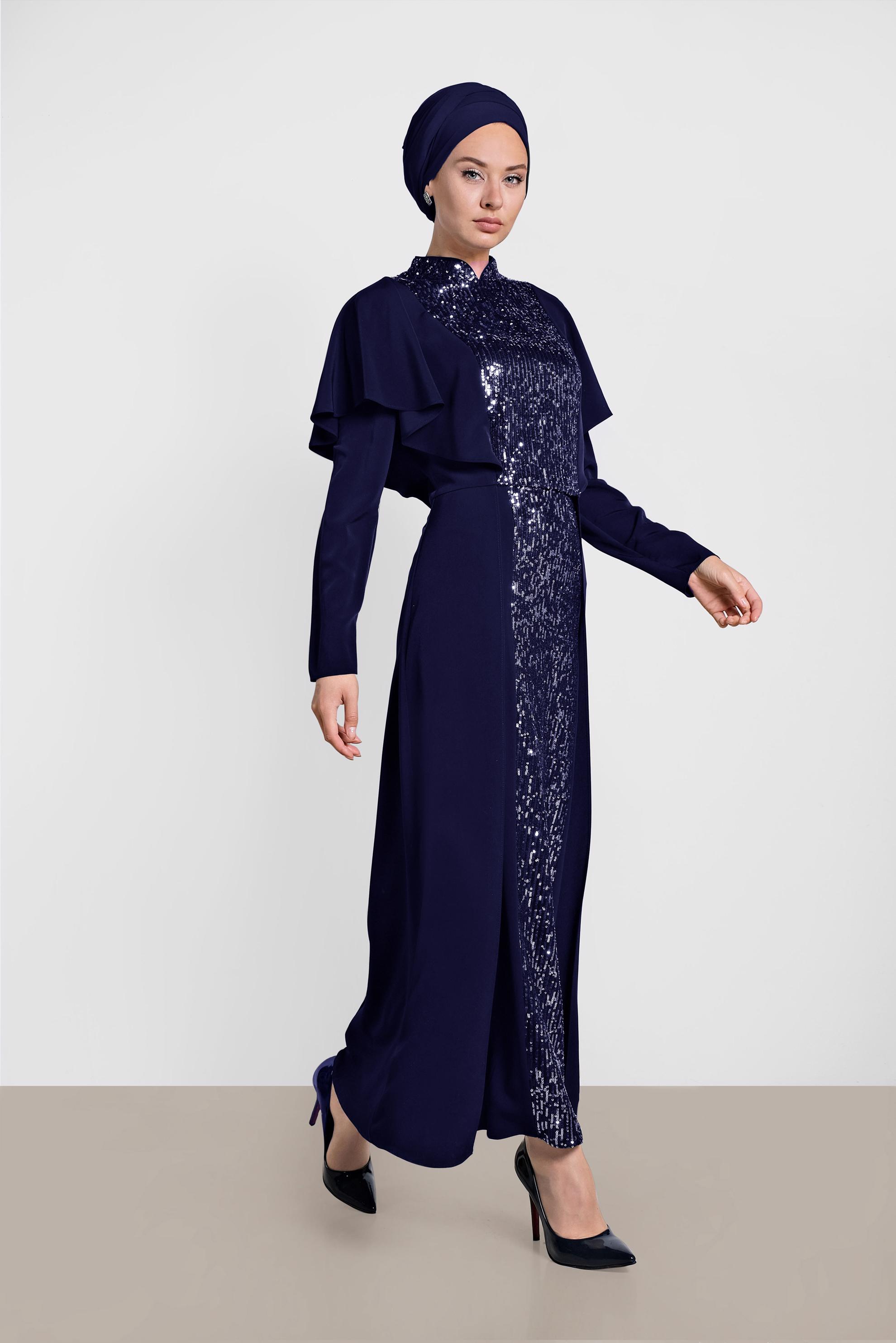 Tesettür giyim LACİVERT HAKİM YAKA OMUZLARI VOLANLI İKİLİ ETEKLİ TAKIM 3544