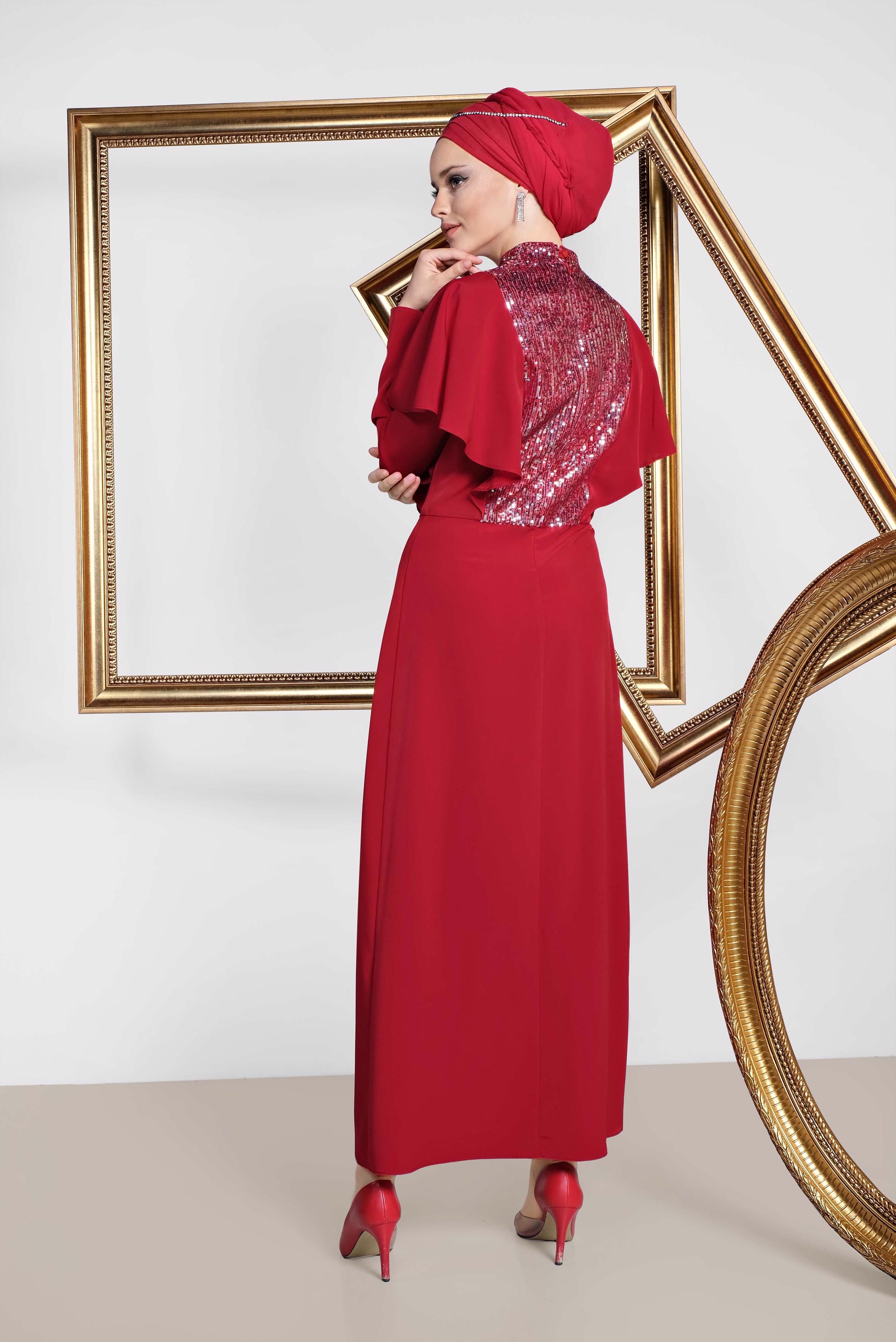 Tesettür giyim BORDO HAKİM YAKA OMUZLARI VOLANLI İKİLİ ETEKLİ TAKIM 3544