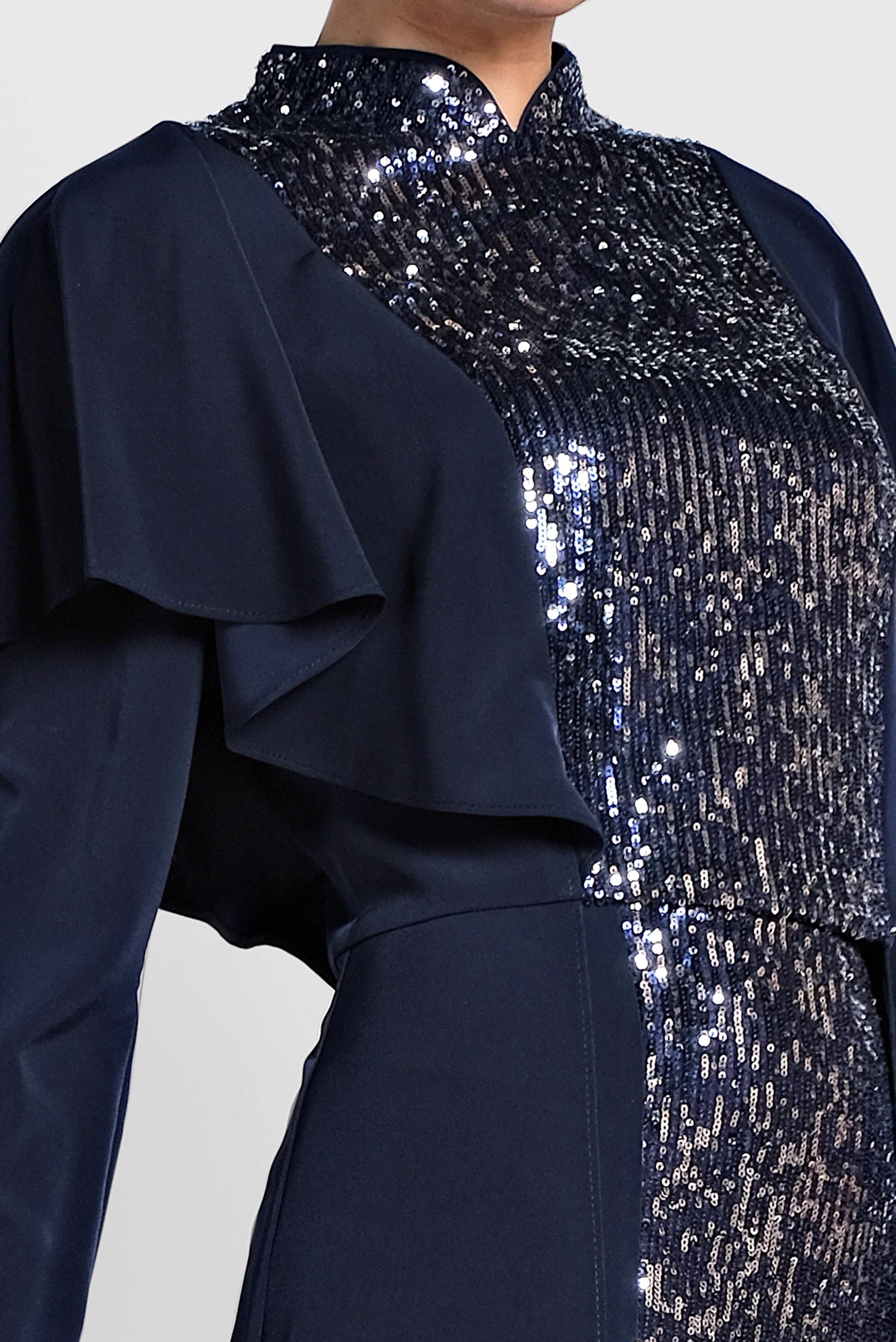 Tesettür giyim LACİVERT HAKİM YAKA OMUZLARI VOLANLI İKİLİ ETEKLİ TAKIM 3544