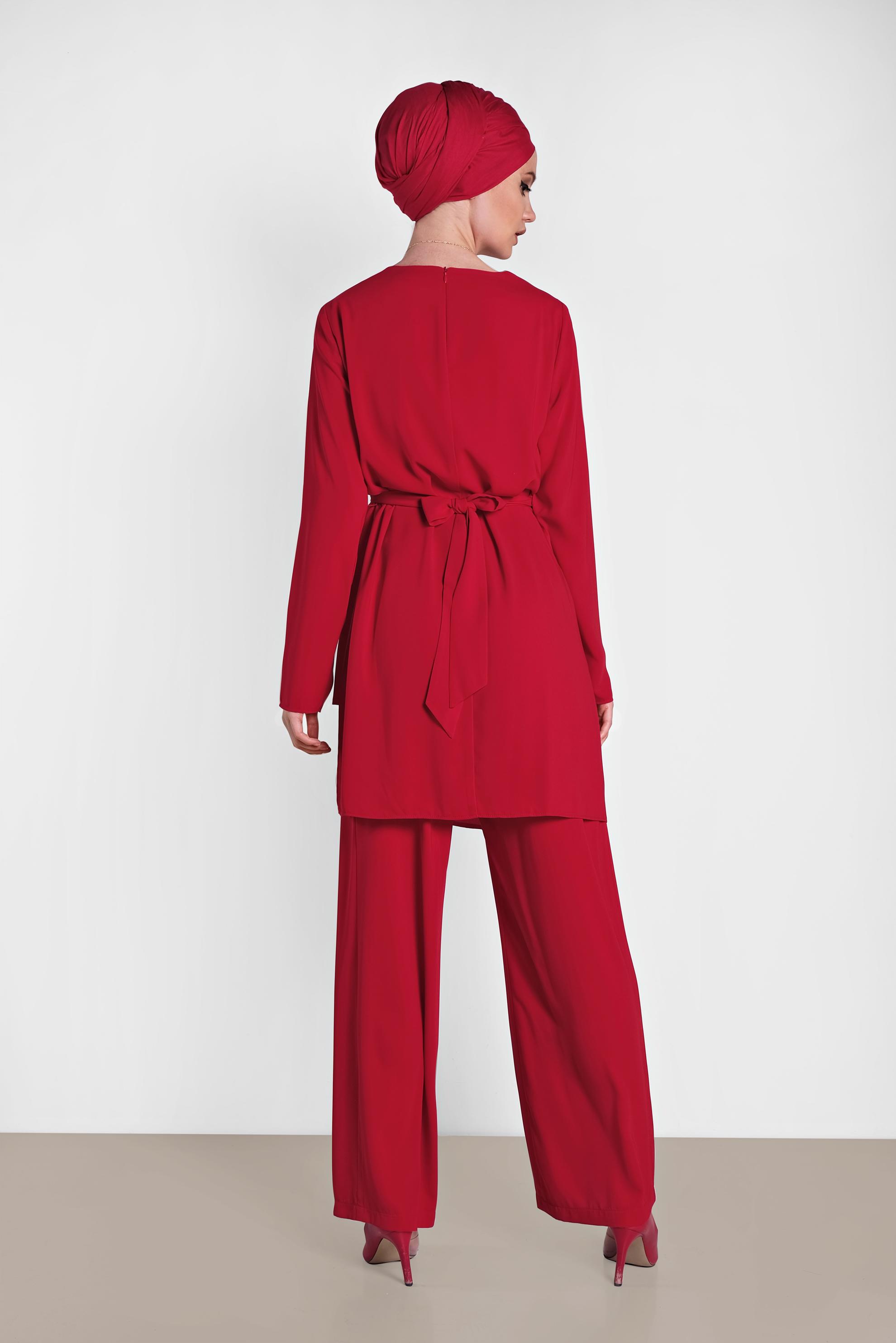 Tesettür giyim KIRMIZI ASİMETRİK KESİM PANTOLONLU TAKIM 3575