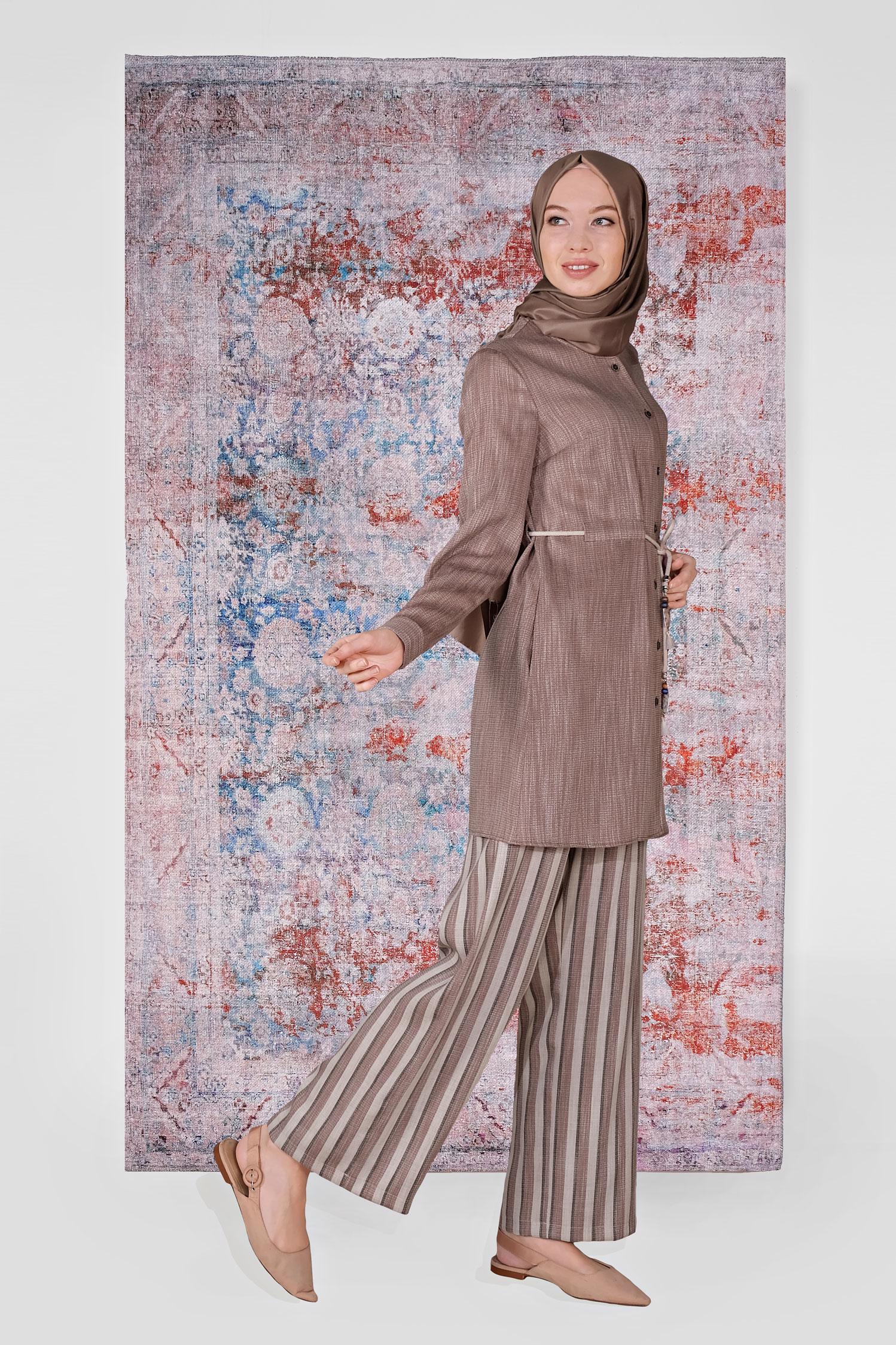 Tesettür giyim KAHVE BAĞCIKLI ÇİZGİLİ PANTOLONLU TAKIM 40646 