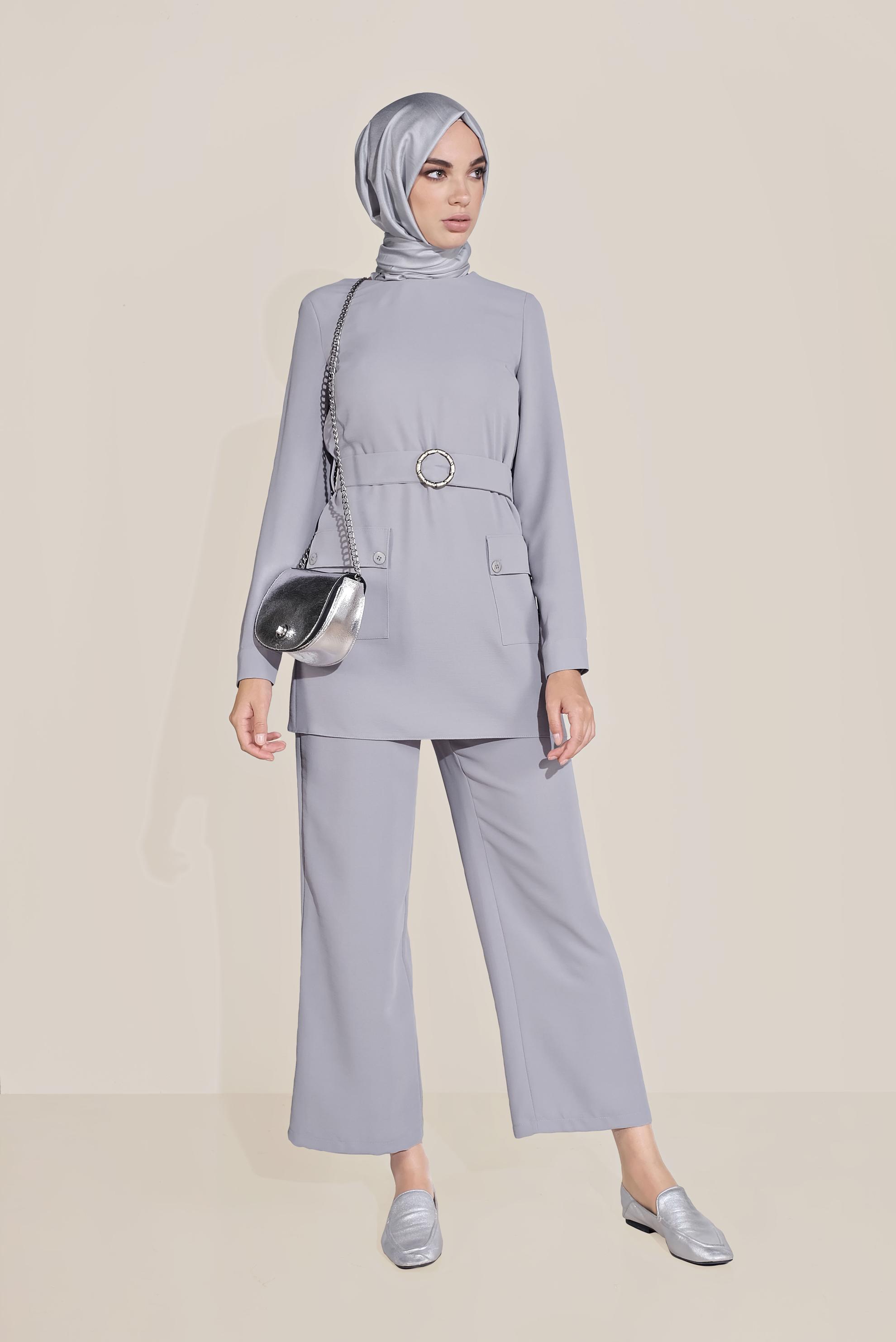 Tesettür giyim GRİ KEMERLİ CEPLİ KREP TAKIM 40648