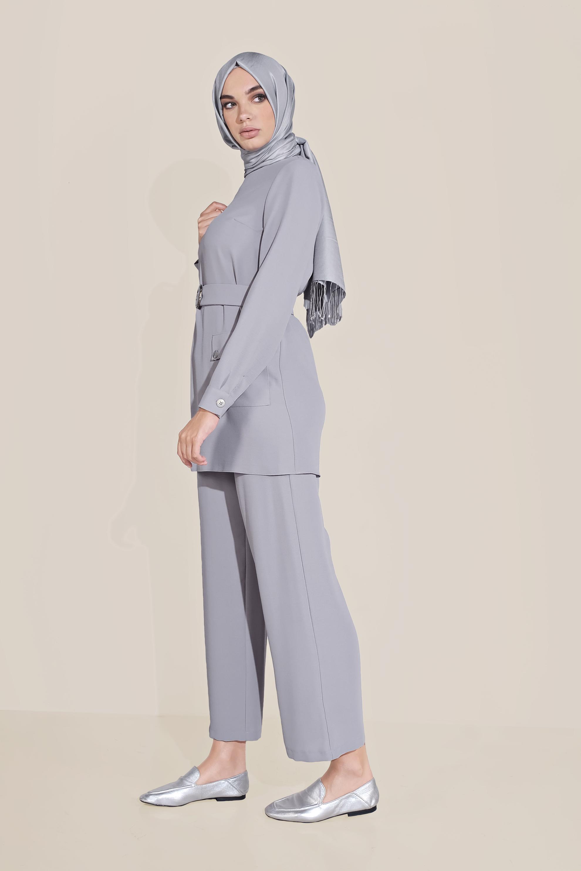 Tesettür giyim GRİ KEMERLİ CEPLİ KREP TAKIM 40648