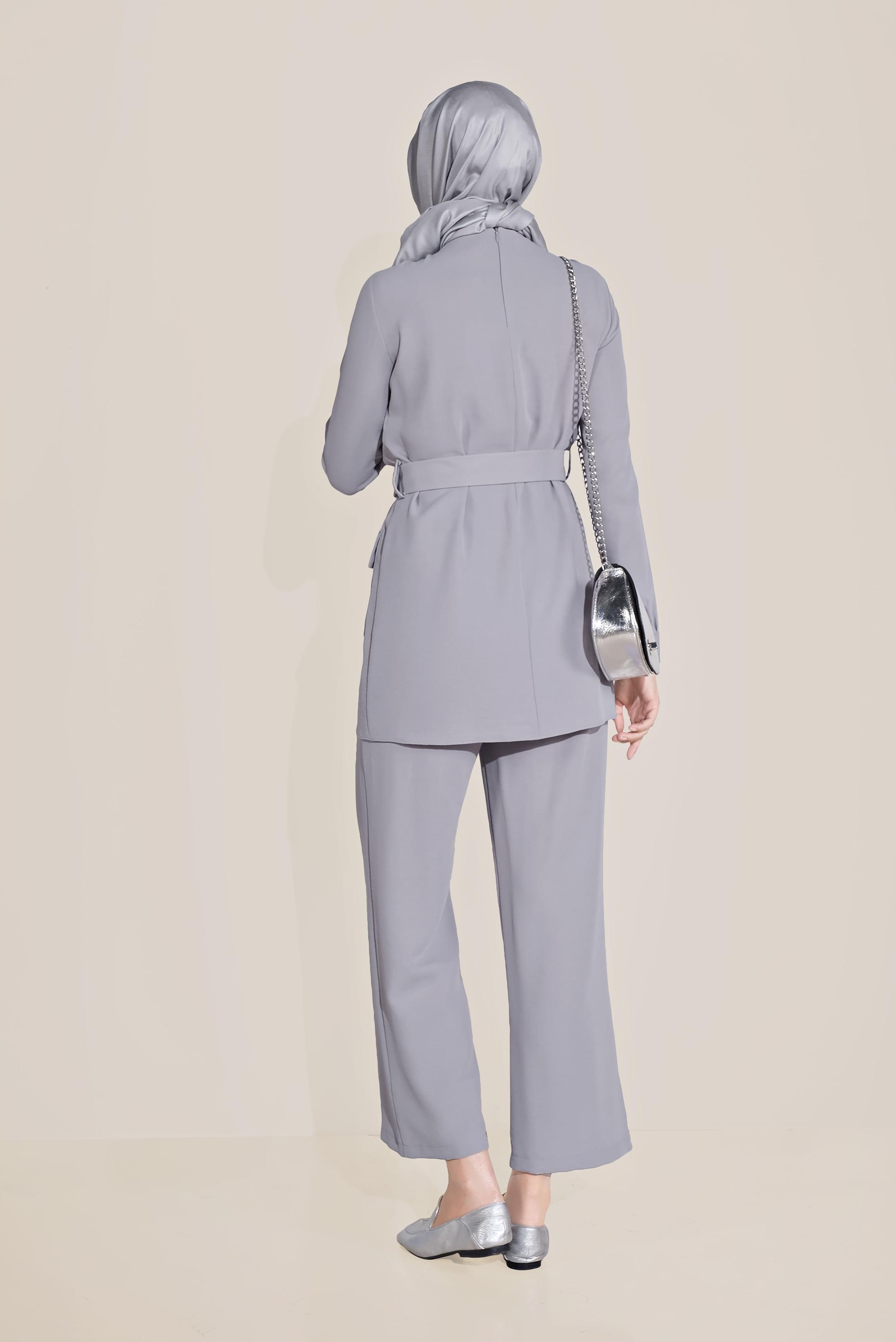 Tesettür giyim GRİ KEMERLİ CEPLİ KREP TAKIM 40648