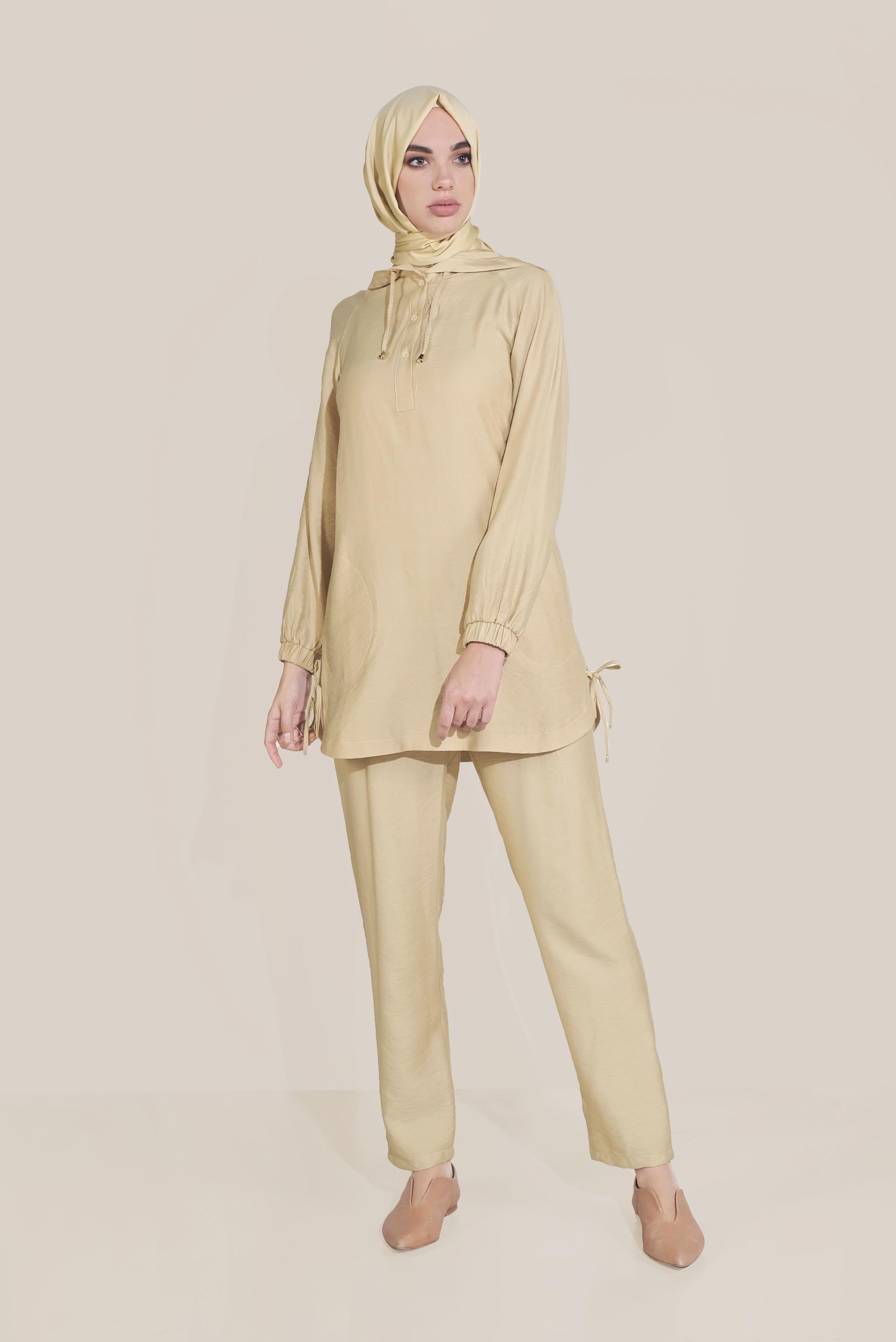 Tesettür giyim BEJ BAĞCIKLI KAPÜŞONLU PANTOLON TAKIM 40694