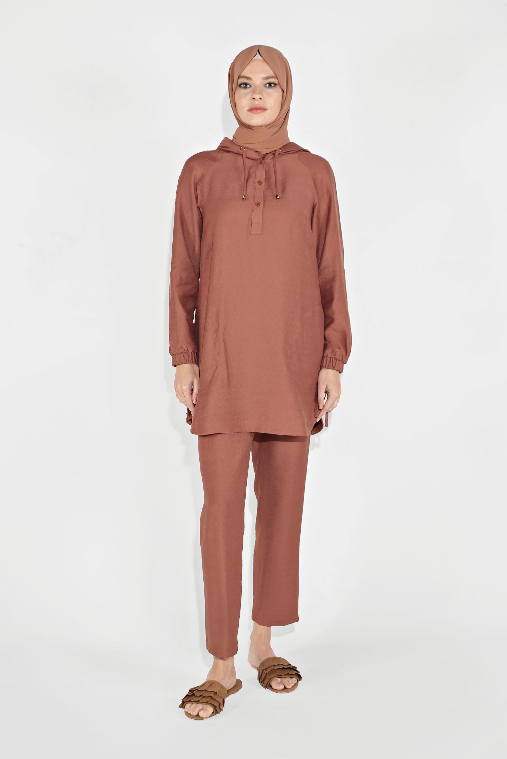 Tesettür giyim KAHVE BAĞCIKLI KAPÜŞONLU PANTOLON TAKIM 40694