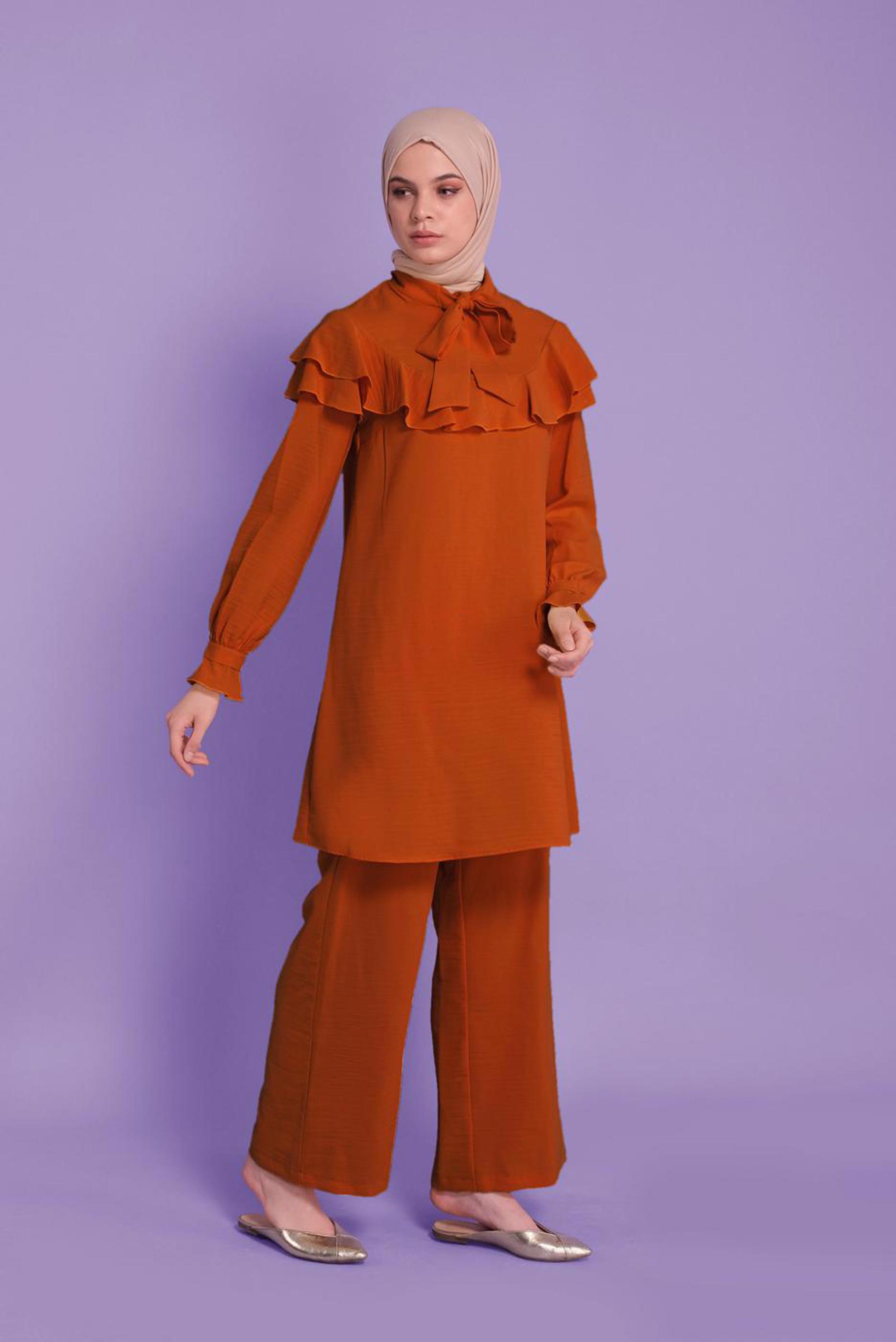 Tesettür giyim TABA VOLANLI İKİLİ PANTOLONLU TAKIM 40806	