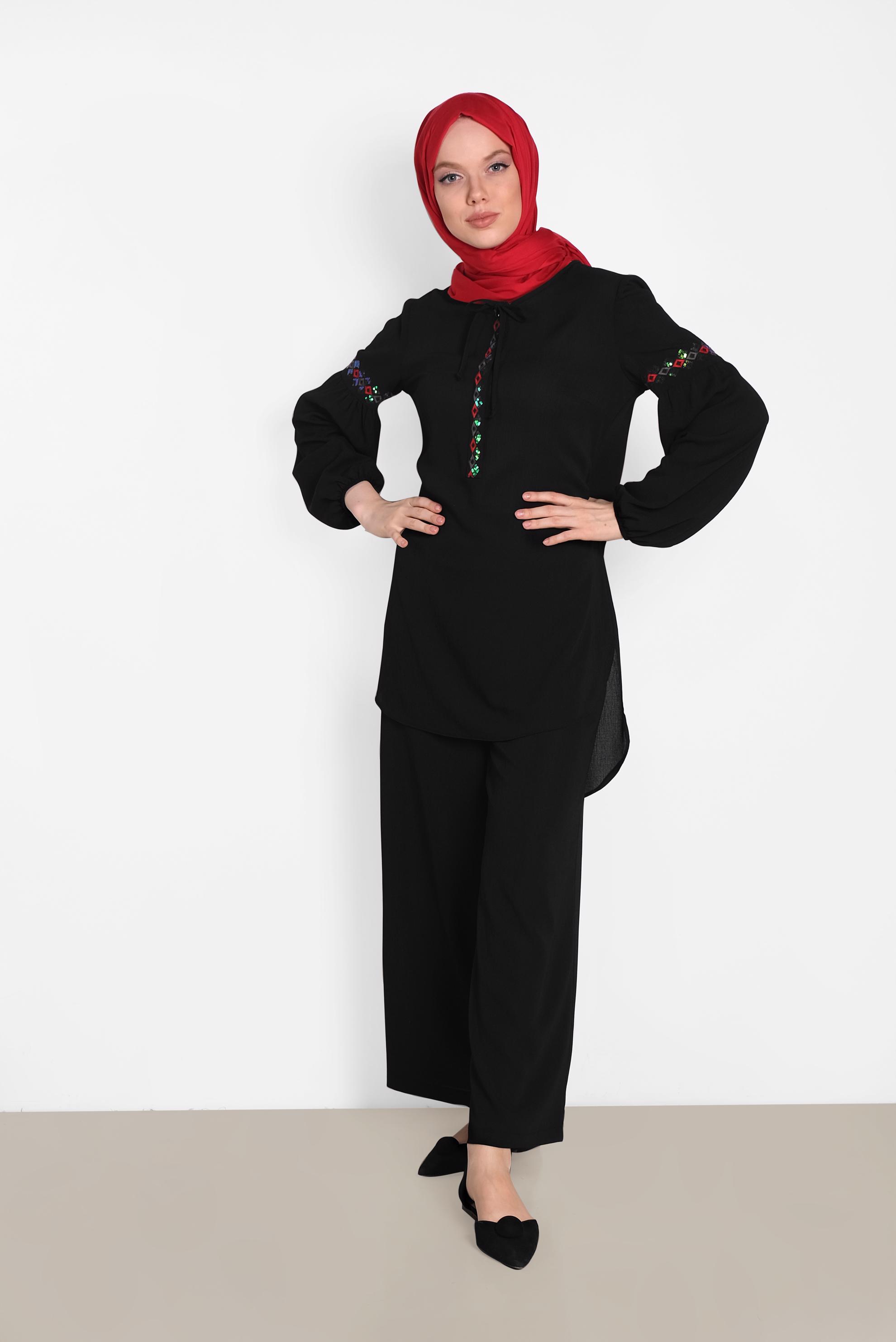 Tesettür giyim SİYAH NAKIŞLI İKİLİ PANTOLONLU TAKIM 4374