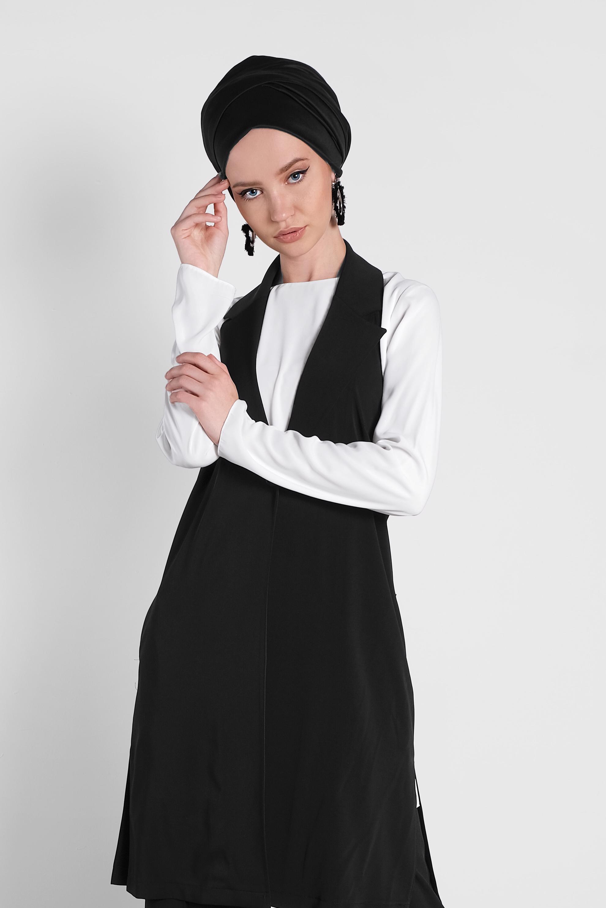 Tesettür giyim SİYAH SIRT DETAYLI DÜĞMELİ İKİLİ PANTOLONLU TAKIM 4445