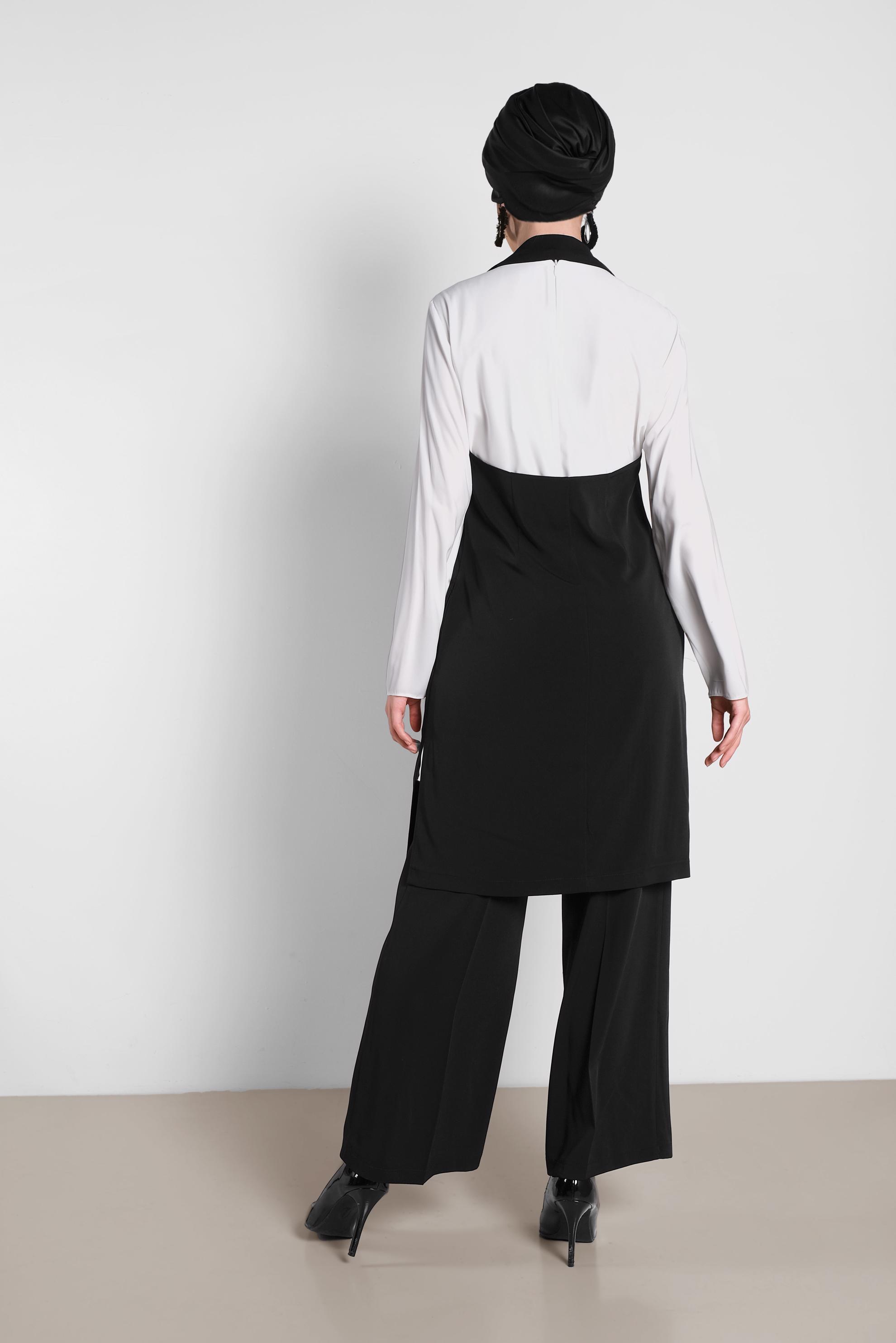 Tesettür giyim SİYAH SIRT DETAYLI DÜĞMELİ İKİLİ PANTOLONLU TAKIM 4445