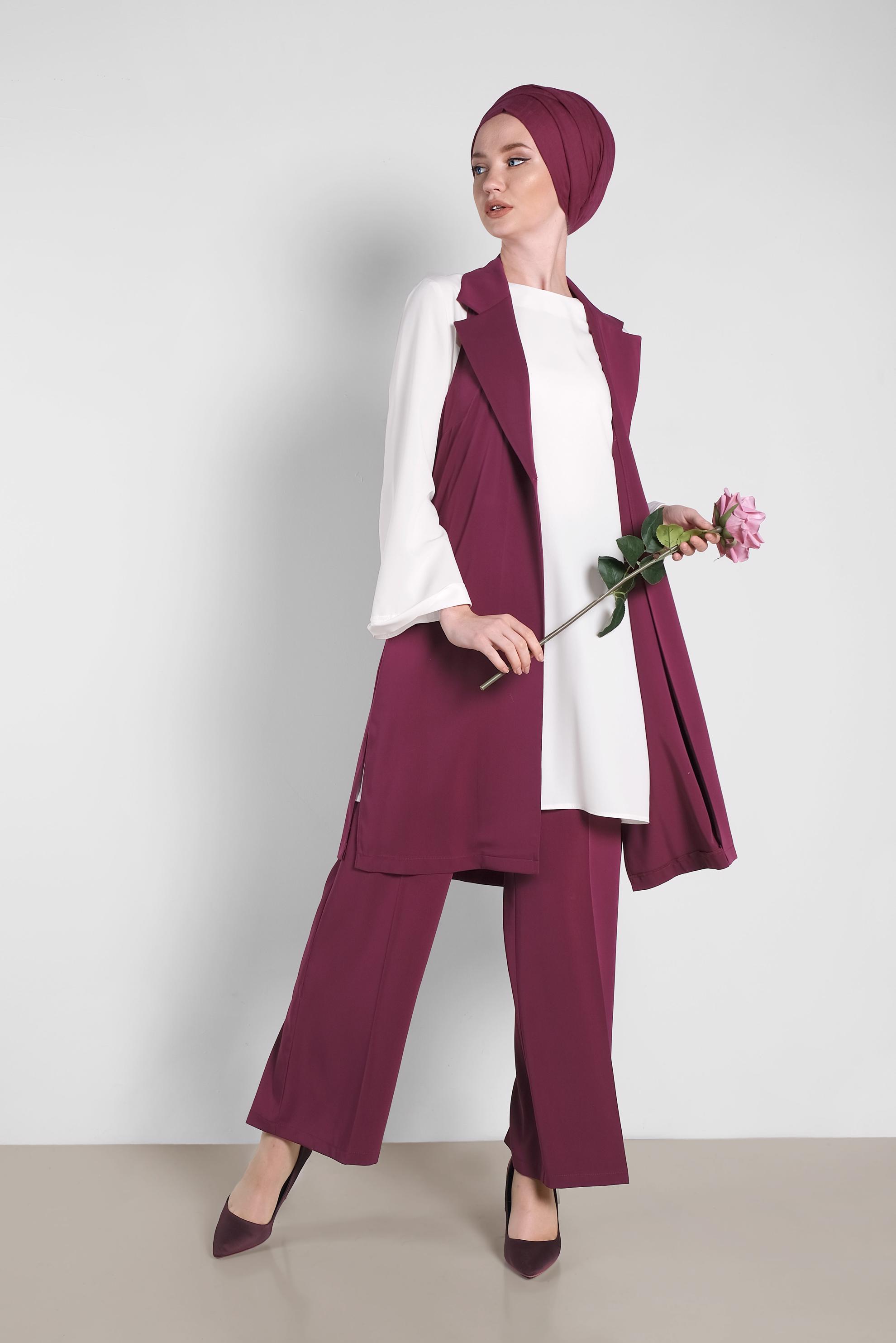 Tesettür giyim MÜRDÜM SIRT DETAYLI DÜĞMELİ İKİLİ PANTOLONLU TAKIM 4445