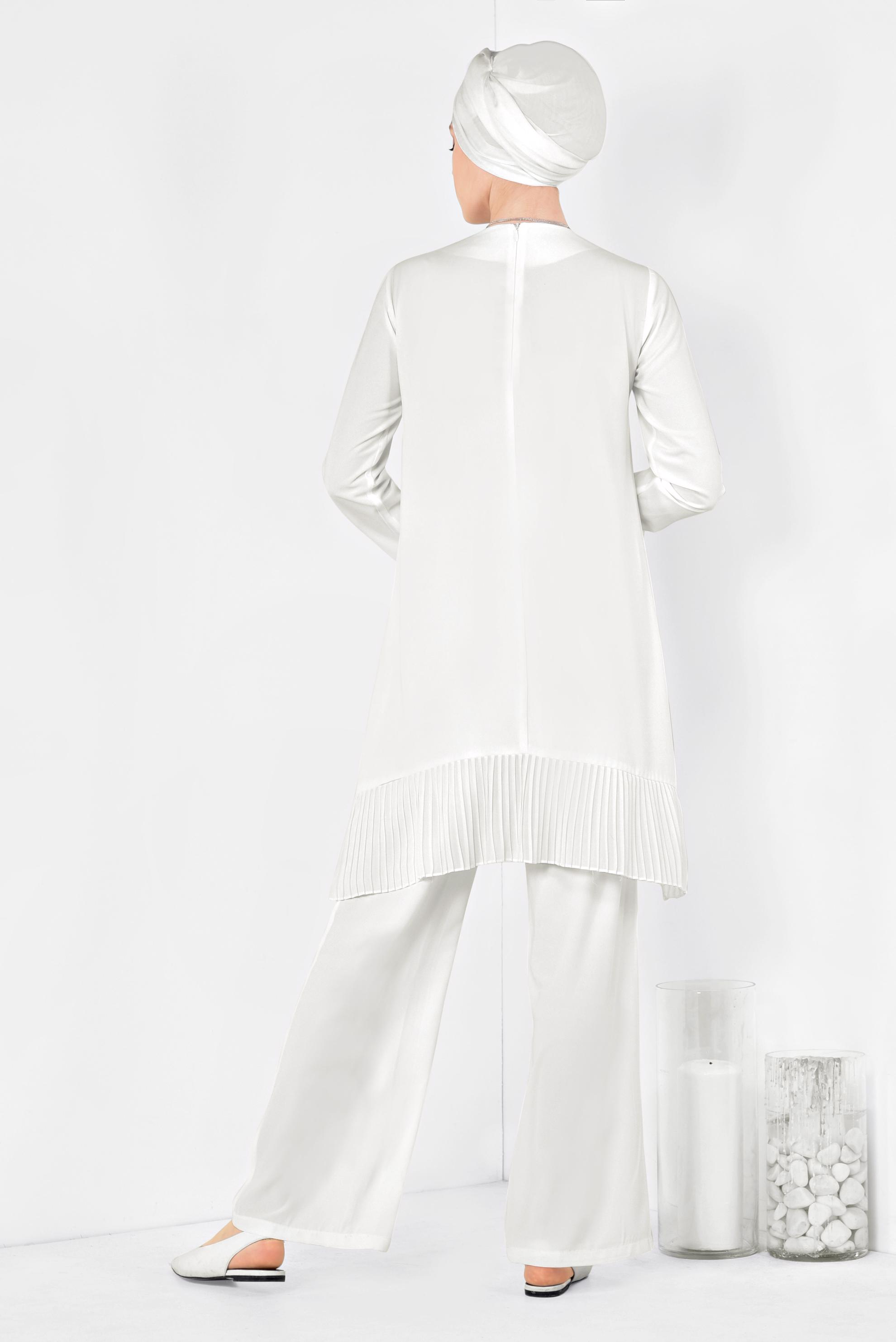 Tesettür giyim BEYAZ PİLİSE DETAYLI İKİLİ PANTOLONLU TAKIM 4920