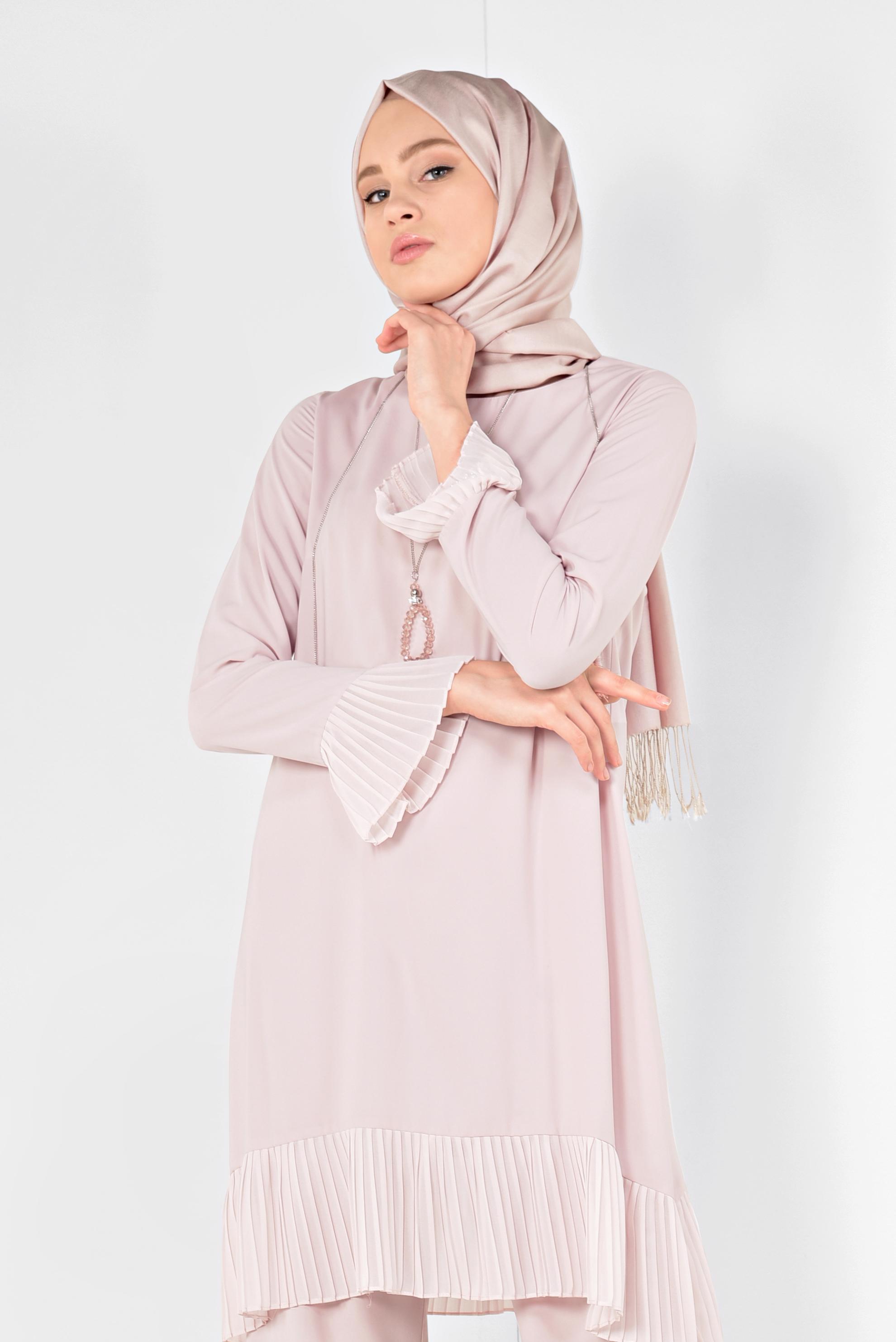 Tesettür giyim PUDRA PİLİSE DETAYLI İKİLİ PANTOLONLU TAKIM 4920