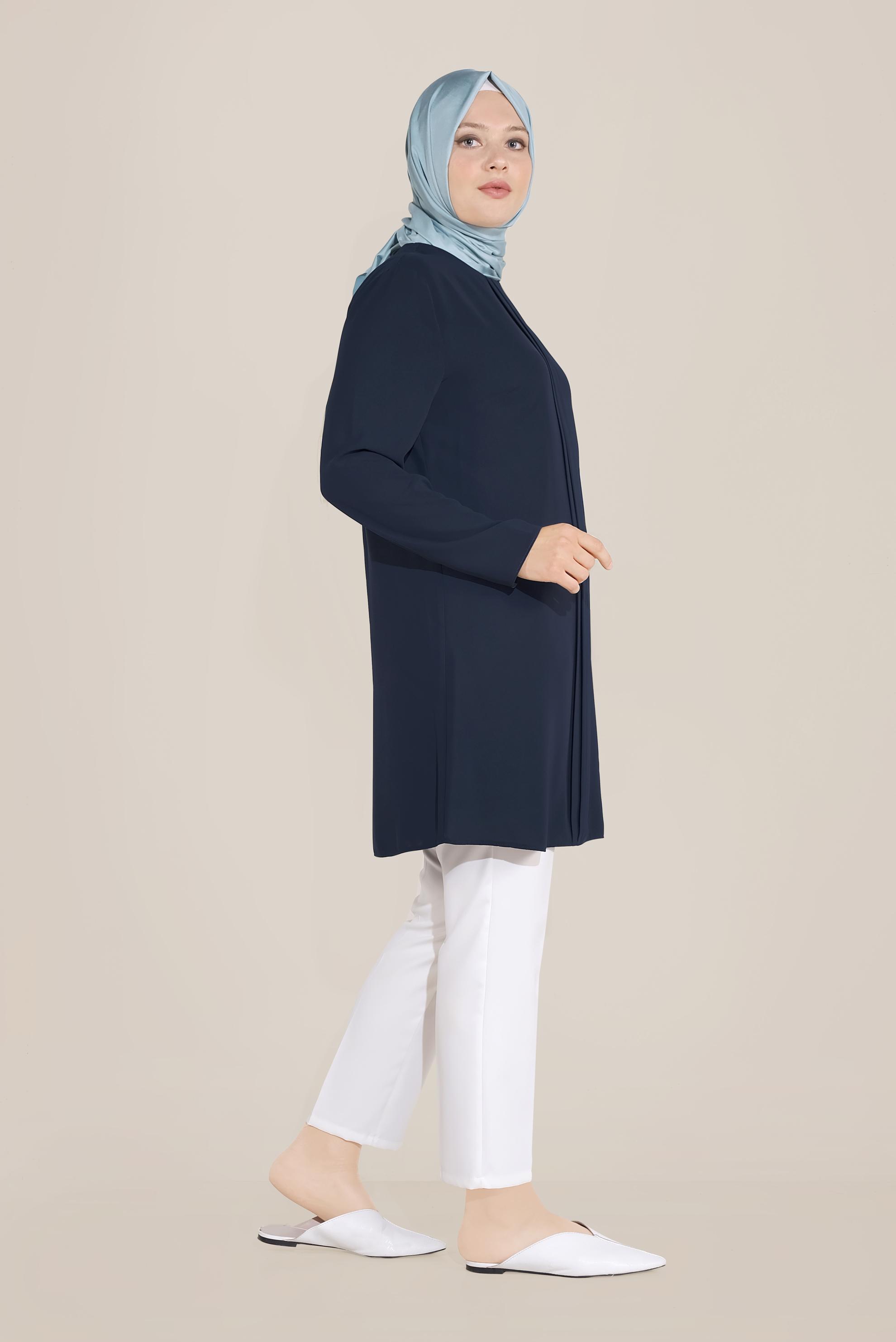 Tesettür giyim LACİVERT KOLLARI DÜĞMELİ BİSİKLET YAKA TUNİK 20035 