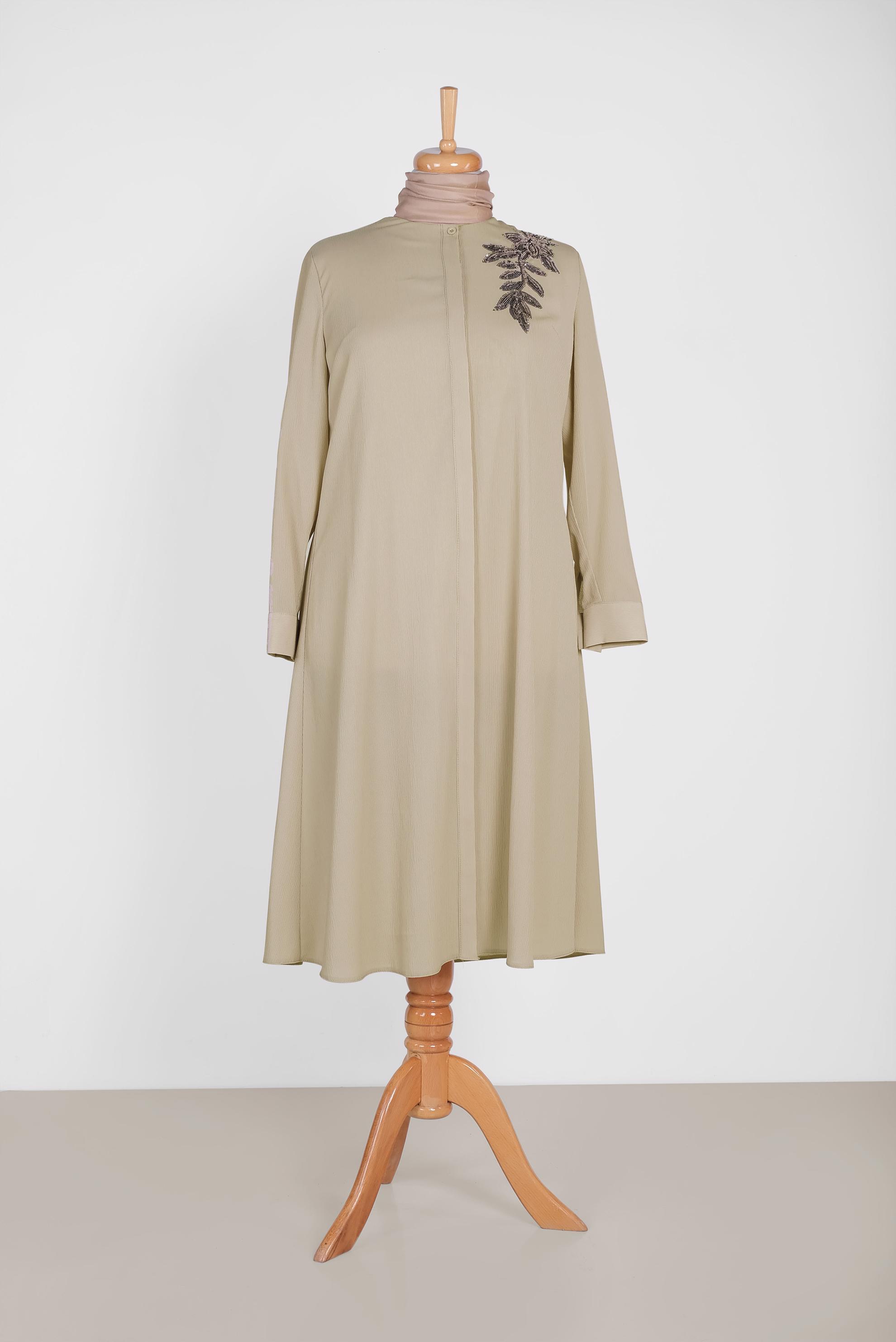 Tesettür giyim BEJ PULLU NAKIŞLI TUNİK 2885