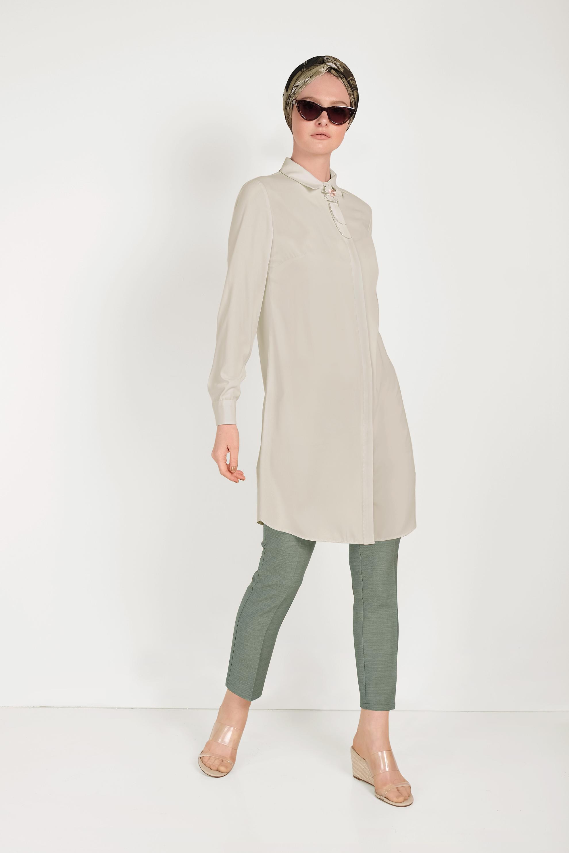 Tesettür giyim BEJ GİZLİ DÜĞMELİ KLASİK TUNİK 40442