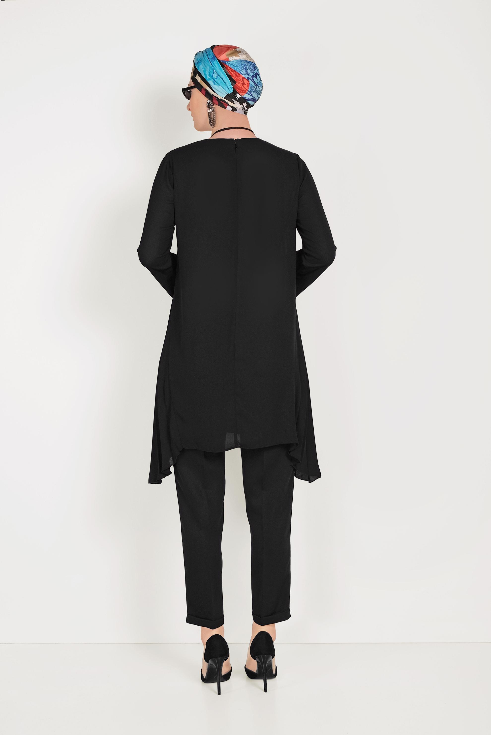 Tesettür giyim SİYAH YANLARI PİLİSELİ TUNİK 40443