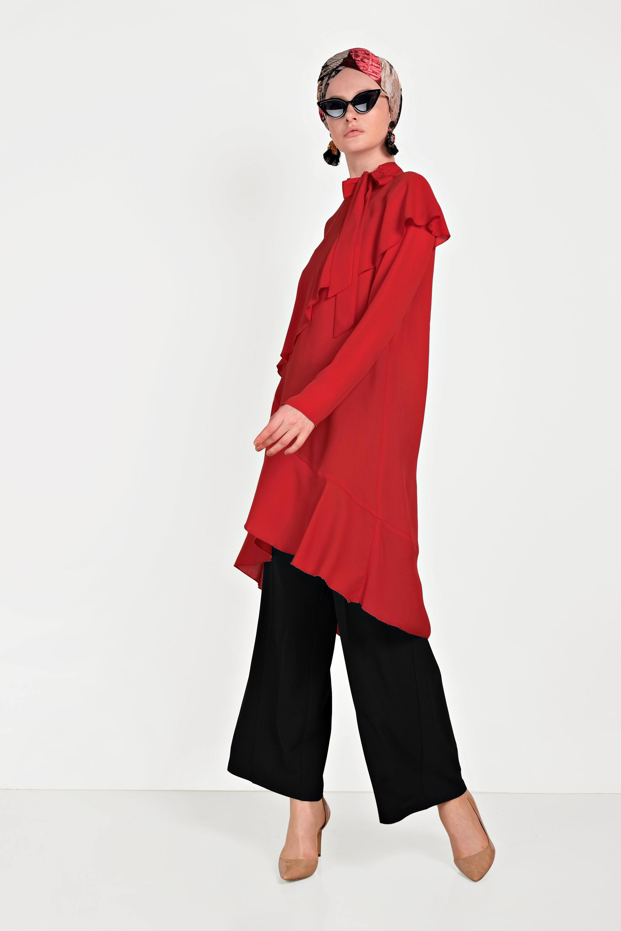 Tesettür giyim KIRMIZI BOYUNDAN BAĞLAMALI ASİMETRİK TUNİK 40447