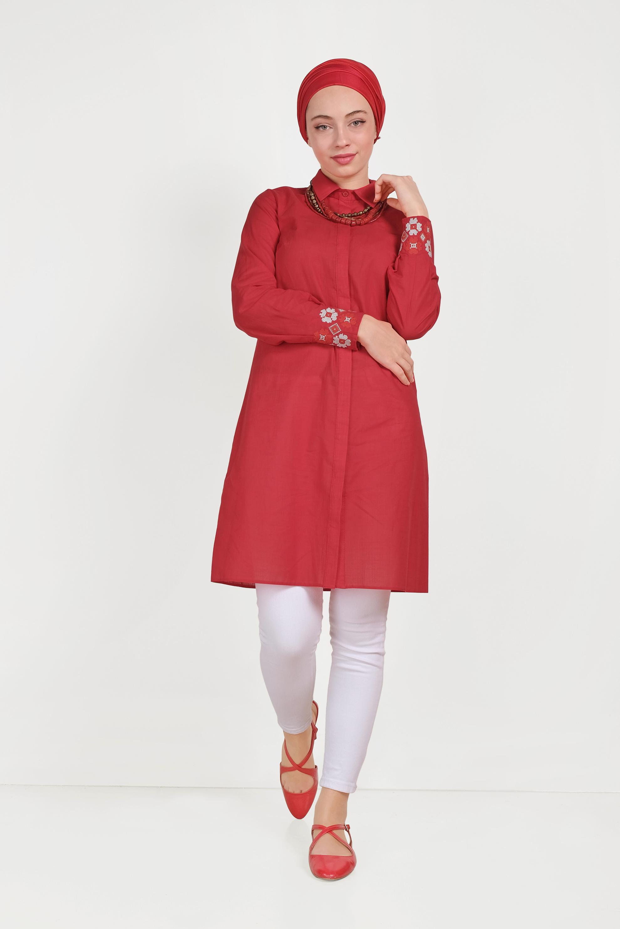 Tesettür giyim KIRMIZI PAMUKLU NAKIŞLI TUNİK 40449
