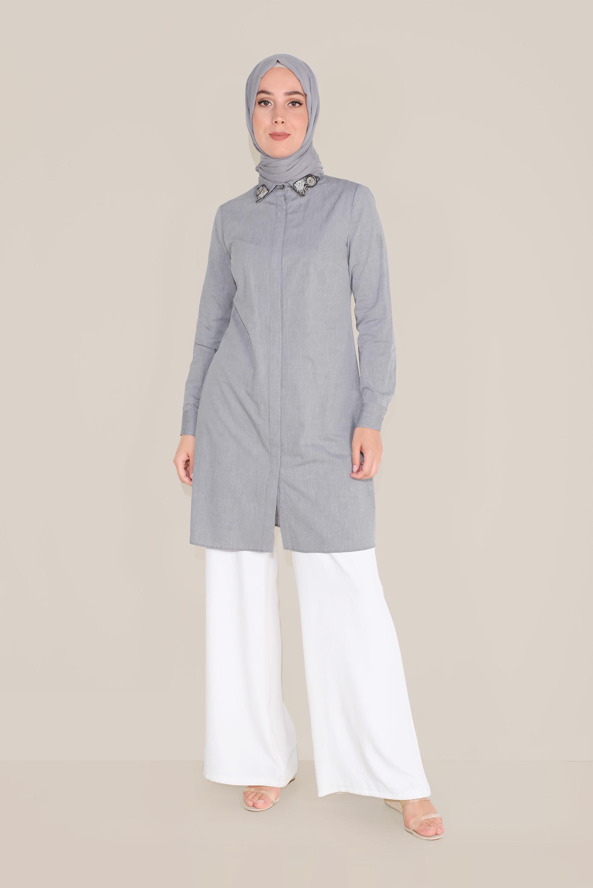 Tesettür giyim SİYAH YAKASI NAKIŞLI TUNİK 40452