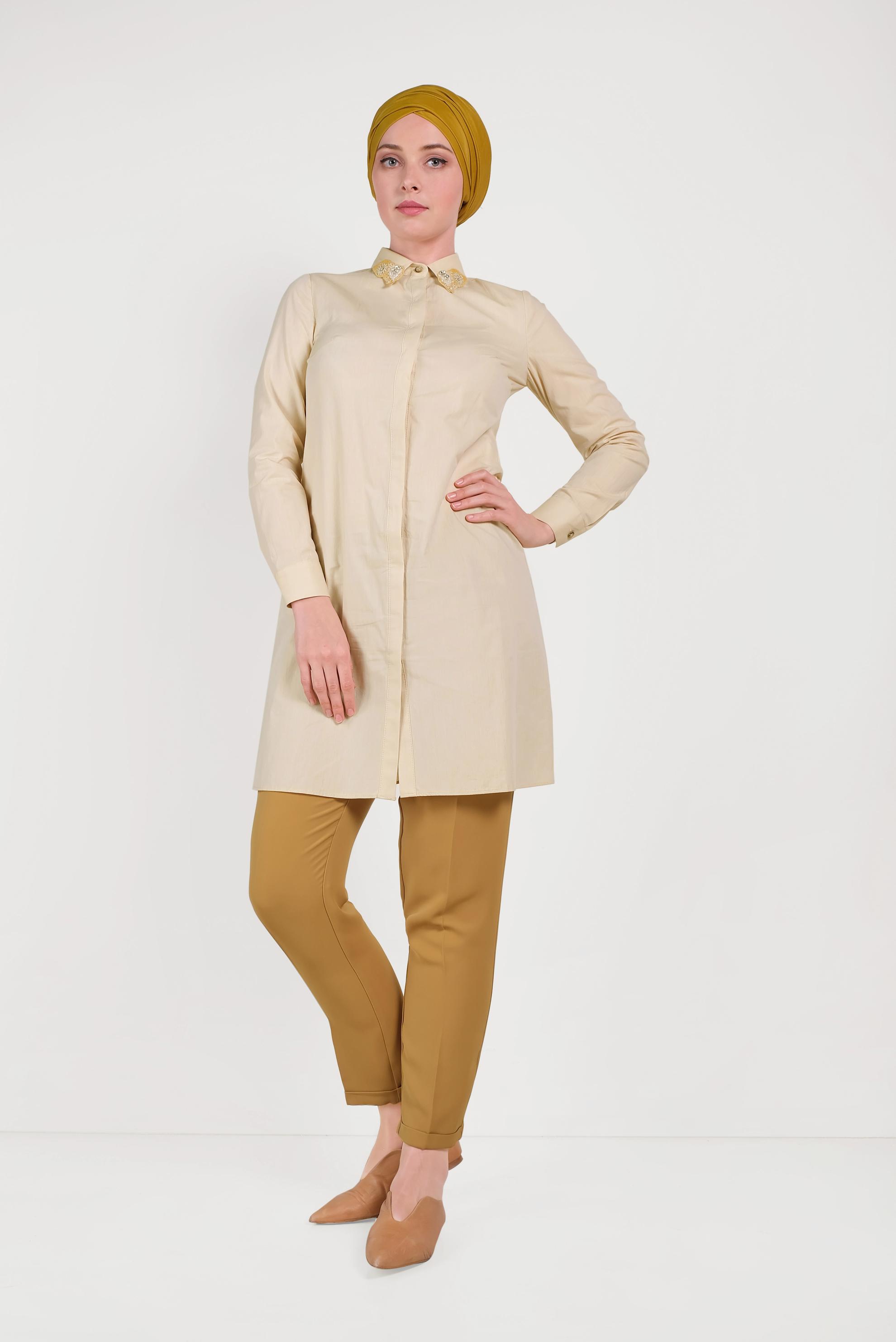Hijab clothing YELLOW TUNIC WITH AN EMBROIDERY COLLAR 40452