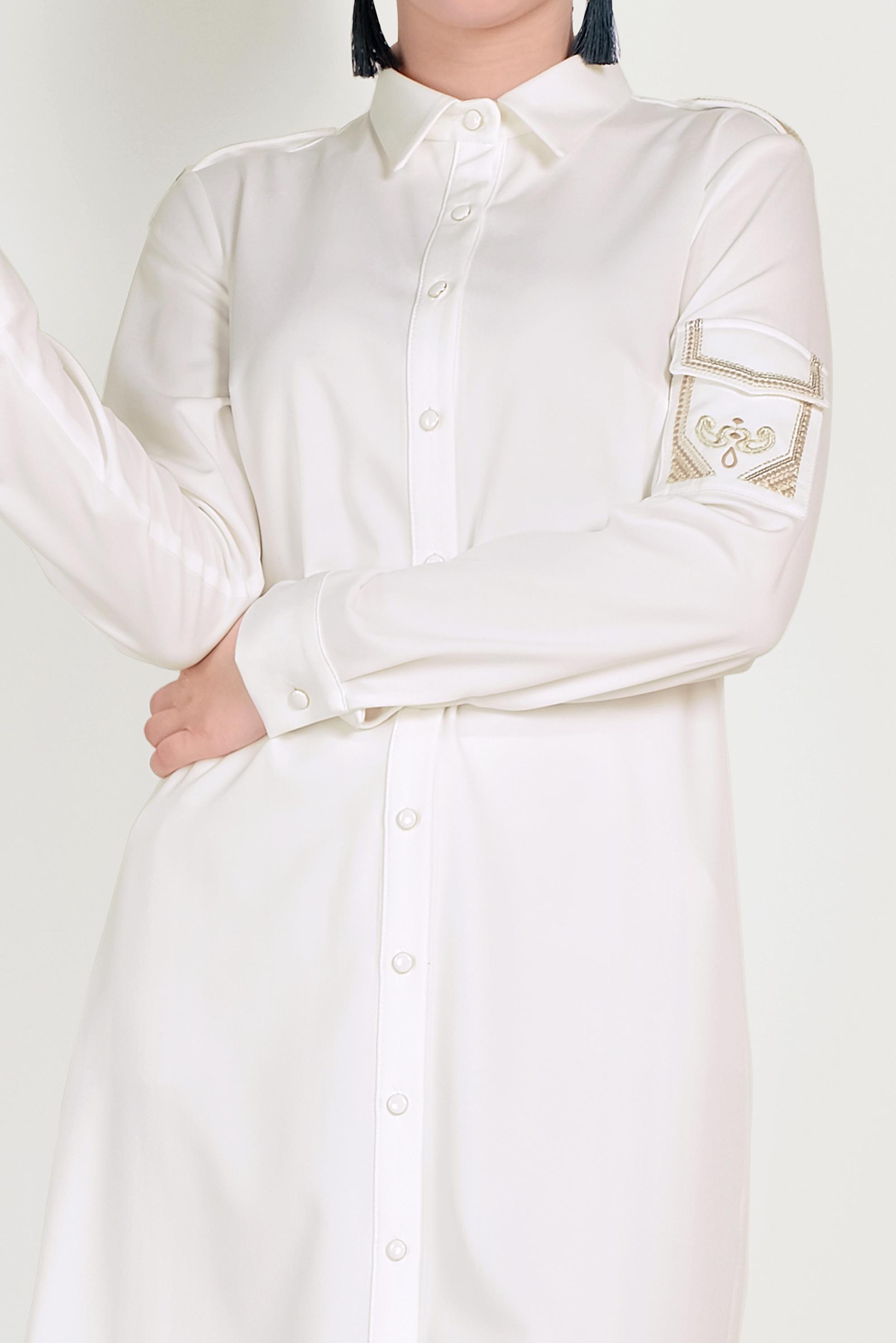 Tesettür giyim BEYAZ ERKEK YAKA DÜĞMELİ TUNİK 40453