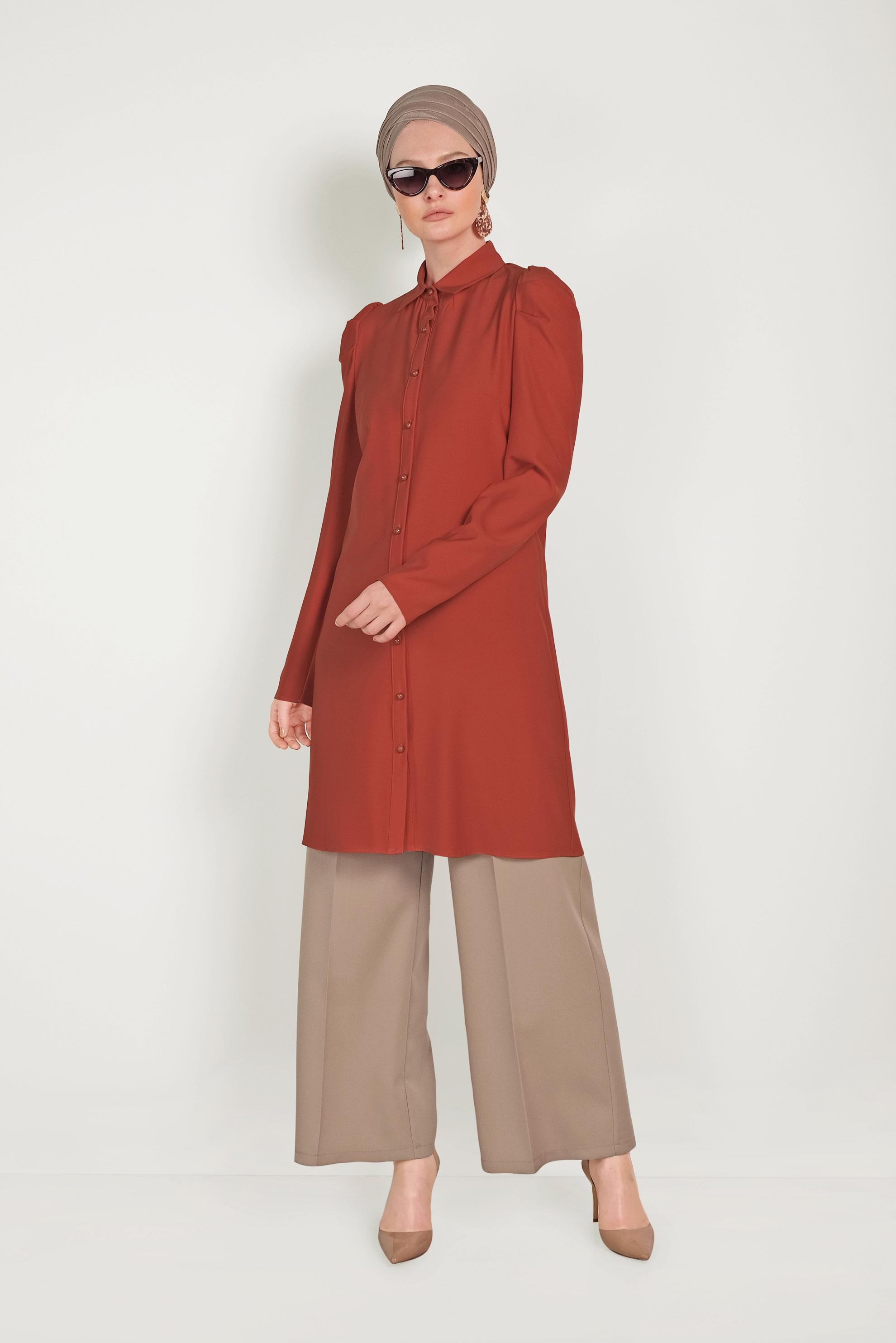 Tesettür giyim KIRMIZI KLASİK KESİM DÜĞMELİ TUNİK 40454