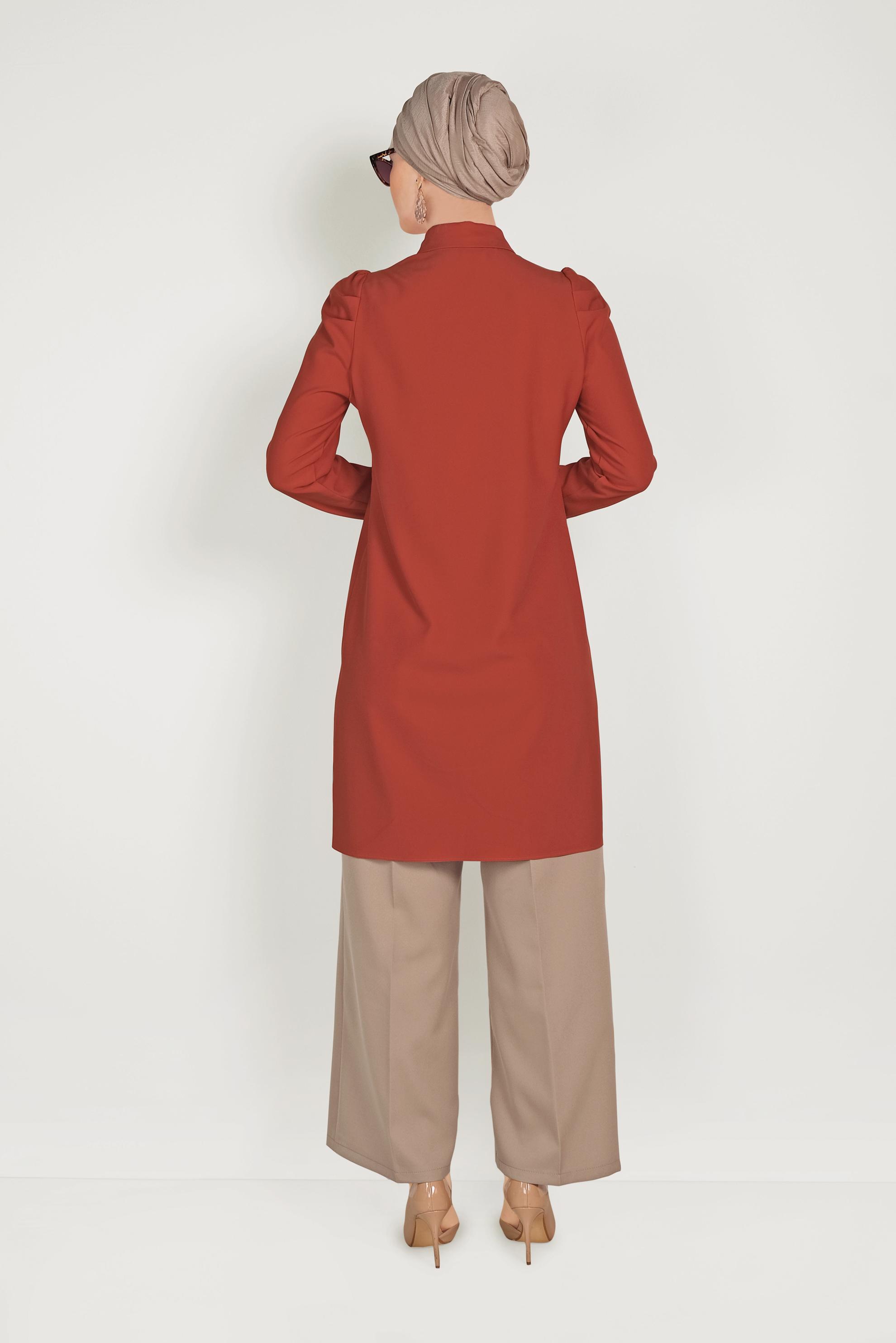 Tesettür giyim KIRMIZI KLASİK KESİM DÜĞMELİ TUNİK 40454