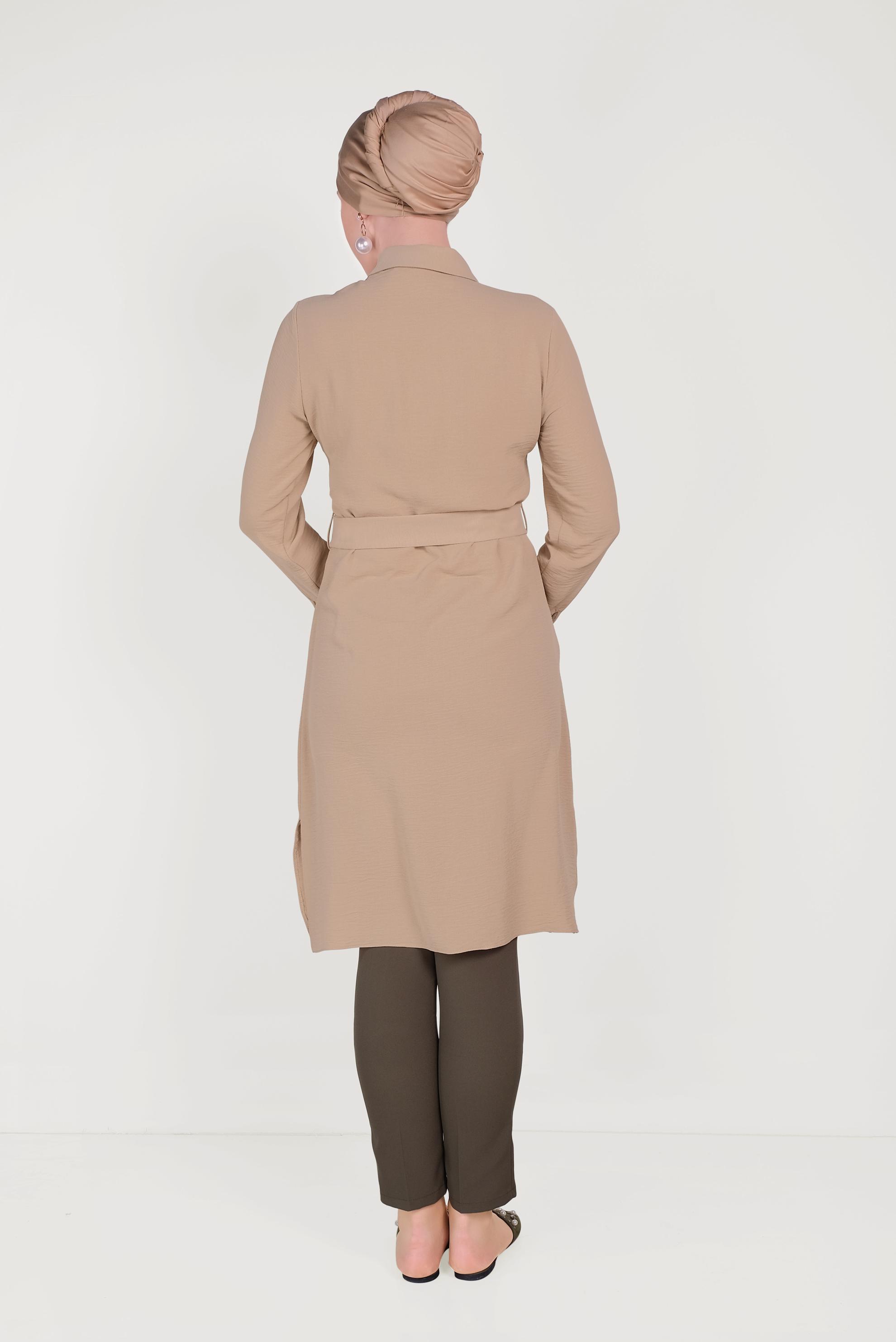 Tesettür giyim KAHVE BOYDAN DÜĞMELİ ERKEK YAKA TUNİK 40468