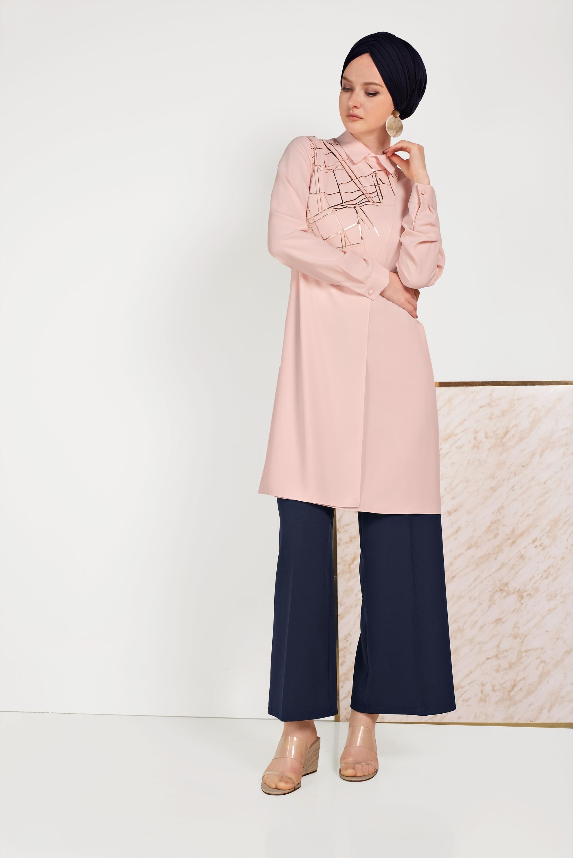 Tesettür giyim PUDRA YALDIZ DETAYLI TUNİK 40469