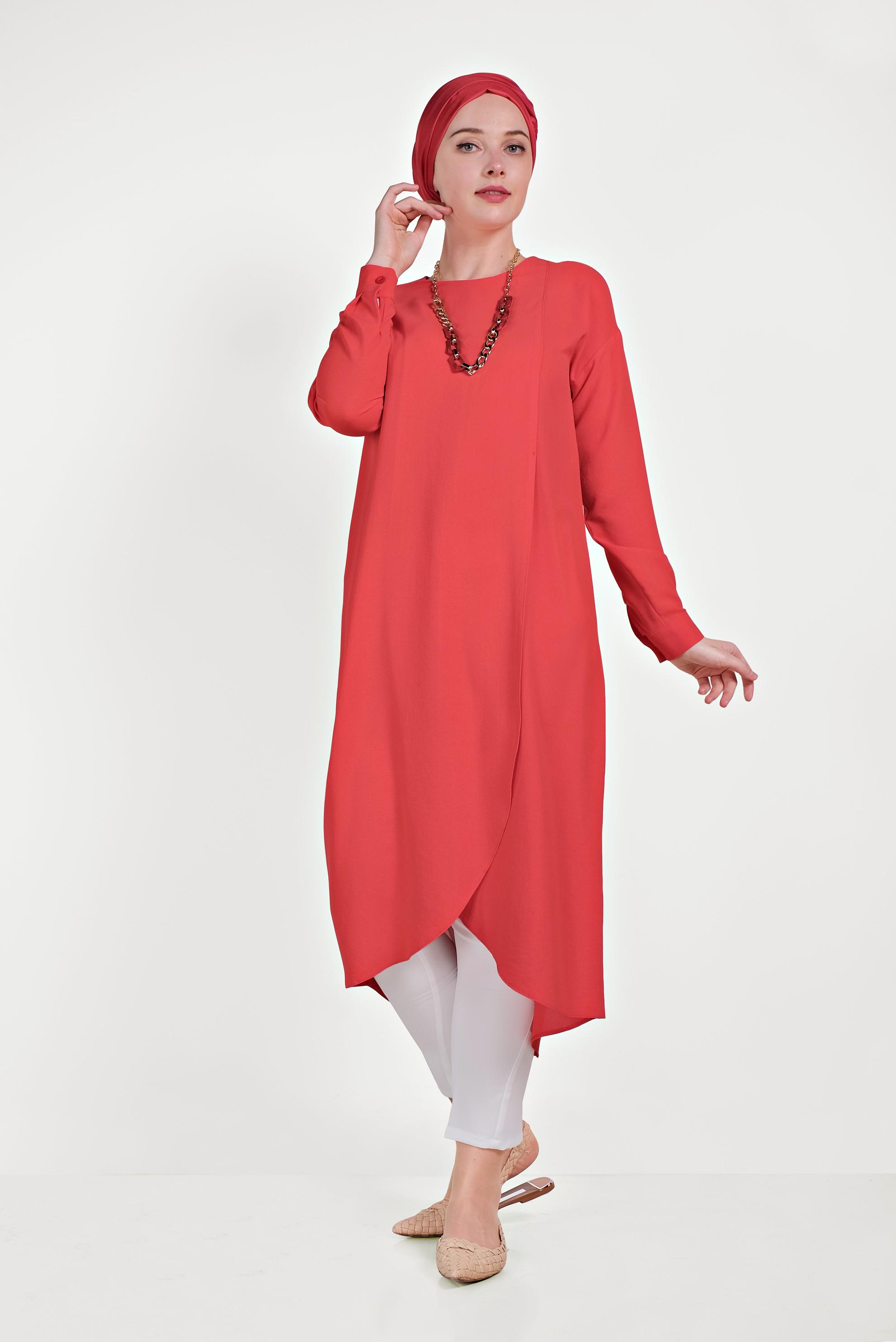 Tesettür giyim KIRMIZI ASİMETRİK KESİM FERMUARLI TUNİK 40470