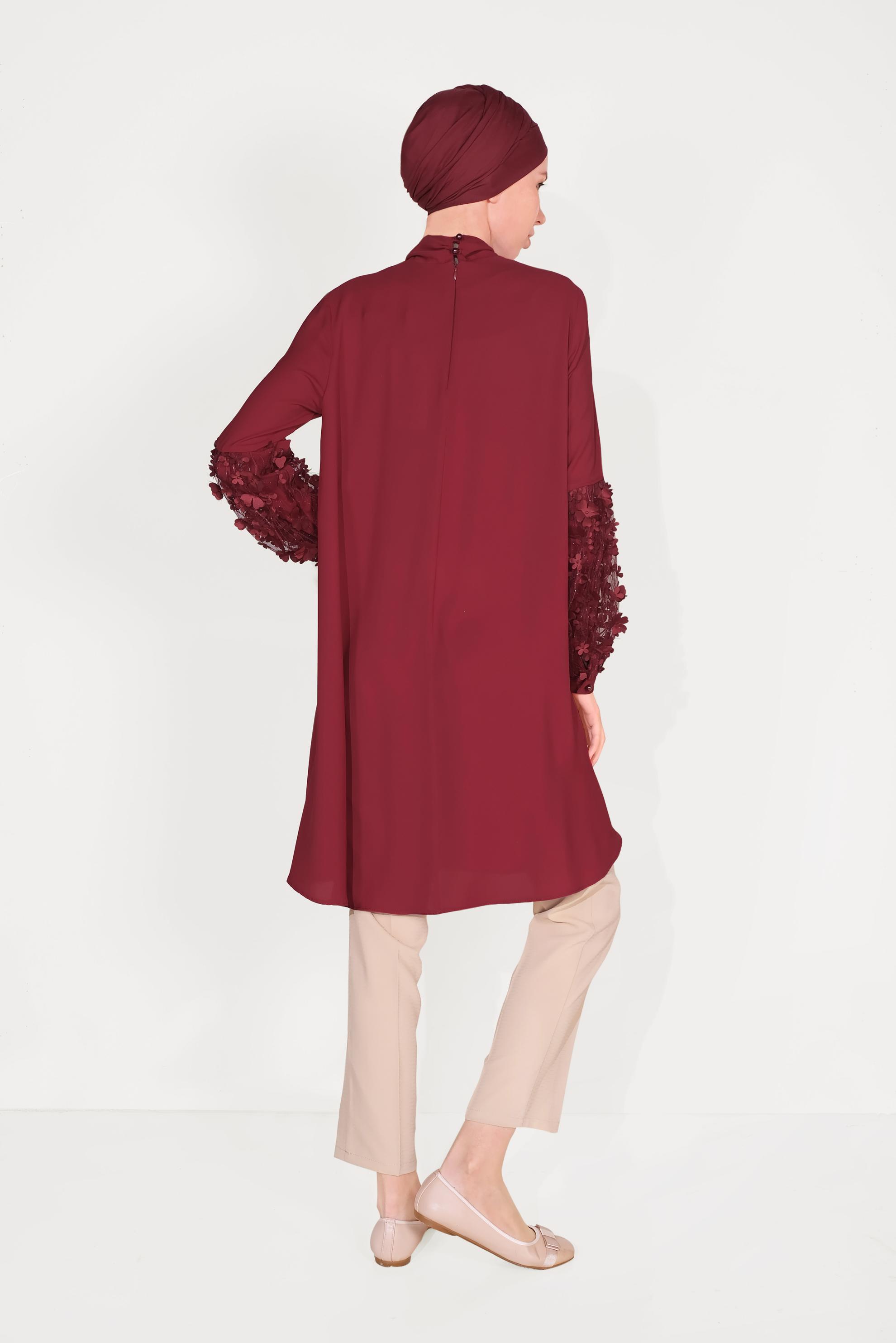 Tesettür giyim BORDO  ÜÇ BOYUTLU ÇİÇEK DETAYLI FİYONK YAKA TUNİK 40479 