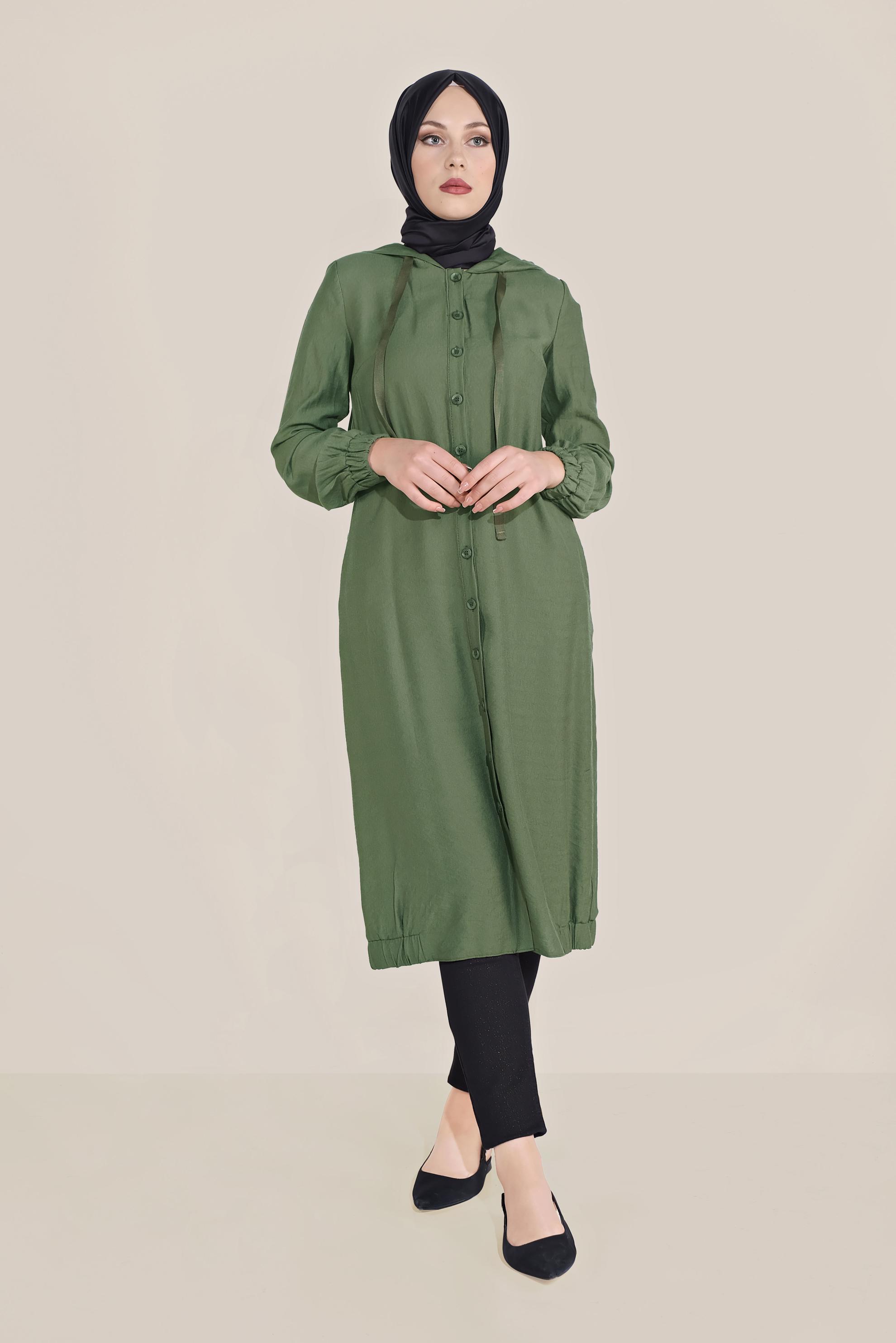 Tesettür giyim HAKİ BOYDAN DÜĞMELİ KAPÜŞONLU TUNİK   40482 