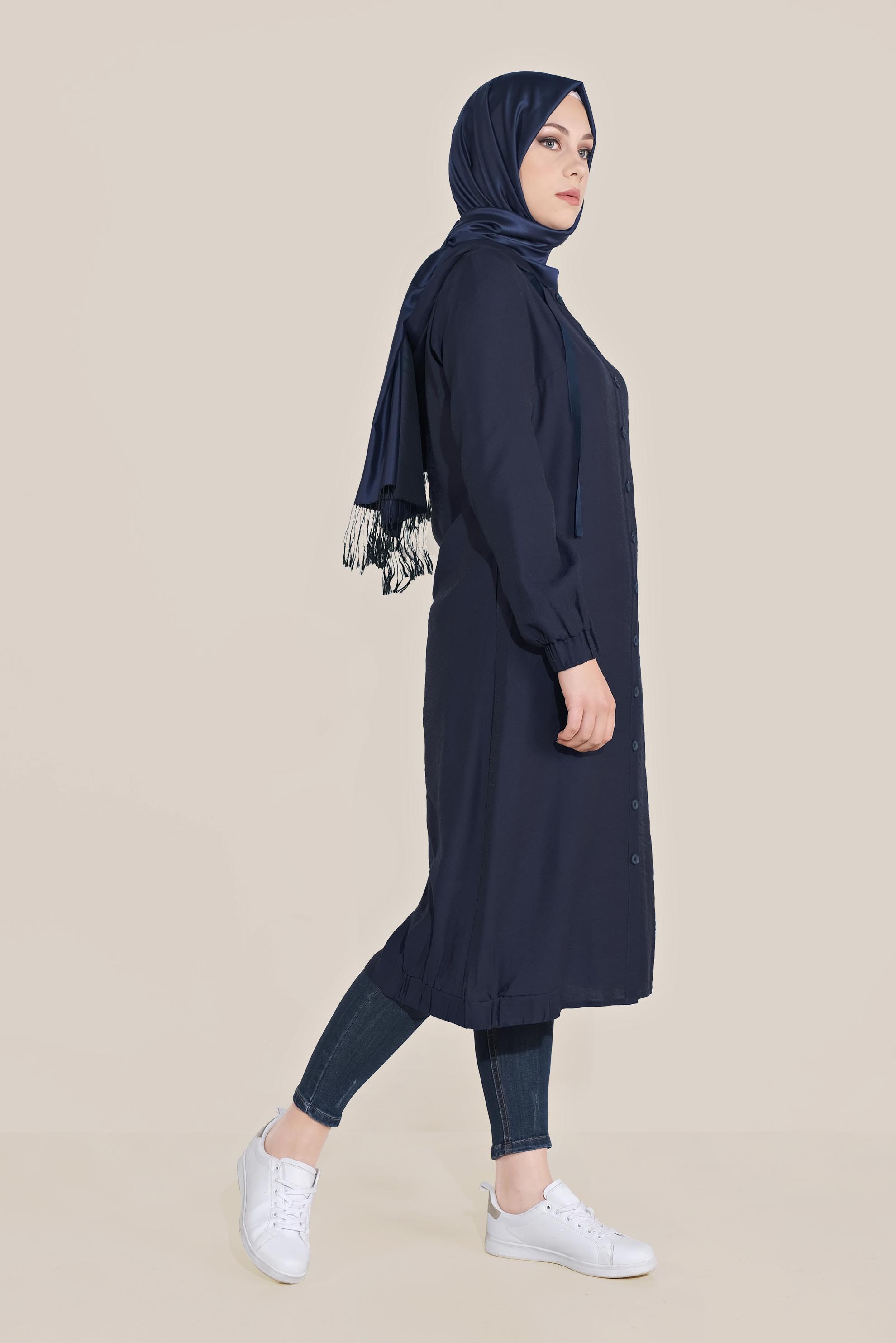 Tesettür giyim LACİVERT BOYDAN DÜĞMELİ KAPÜŞONLU TUNİK   40482 