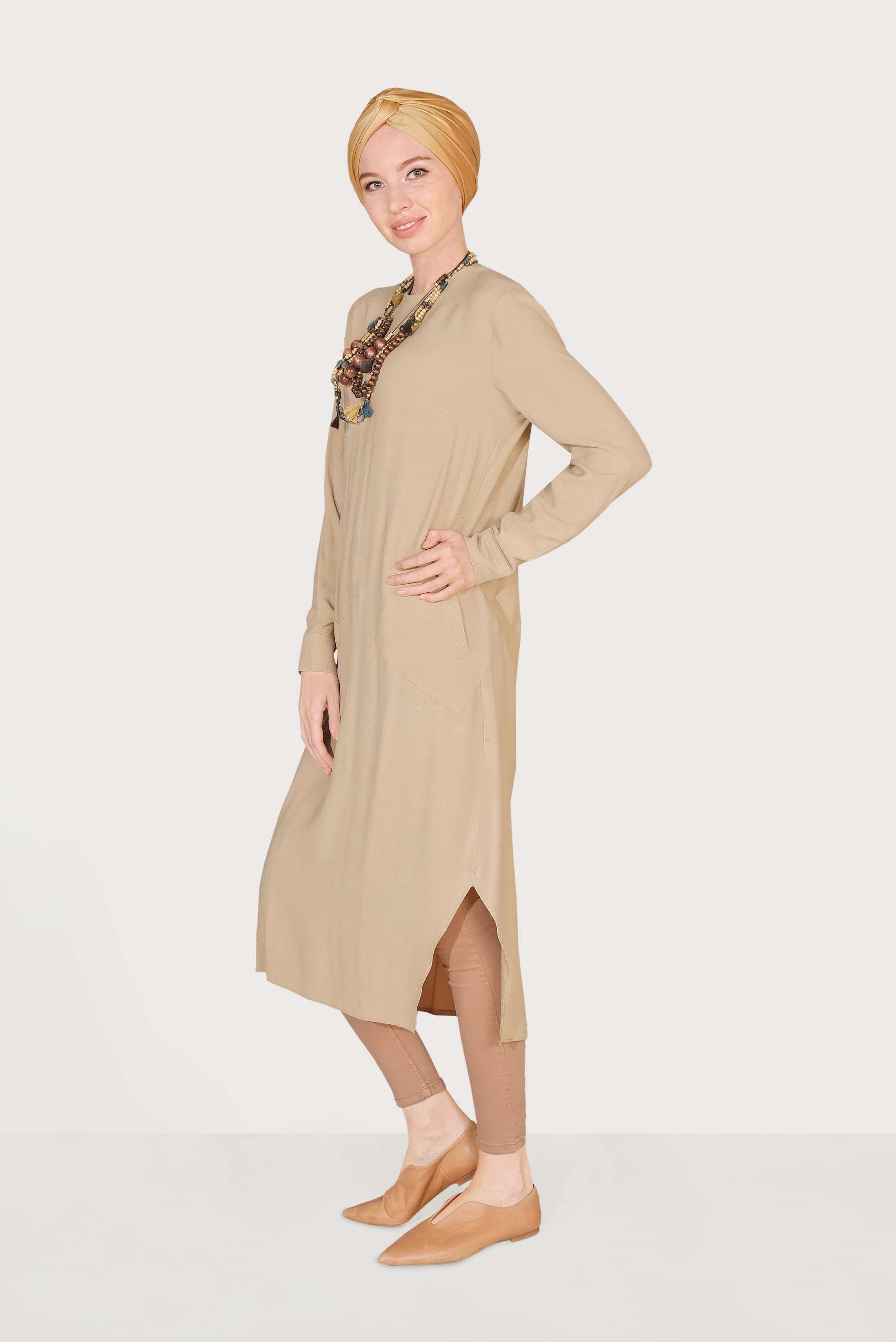 Tesettür giyim KAHVE ASİMETRİK KESİM CEPLİ TUNİK 40484