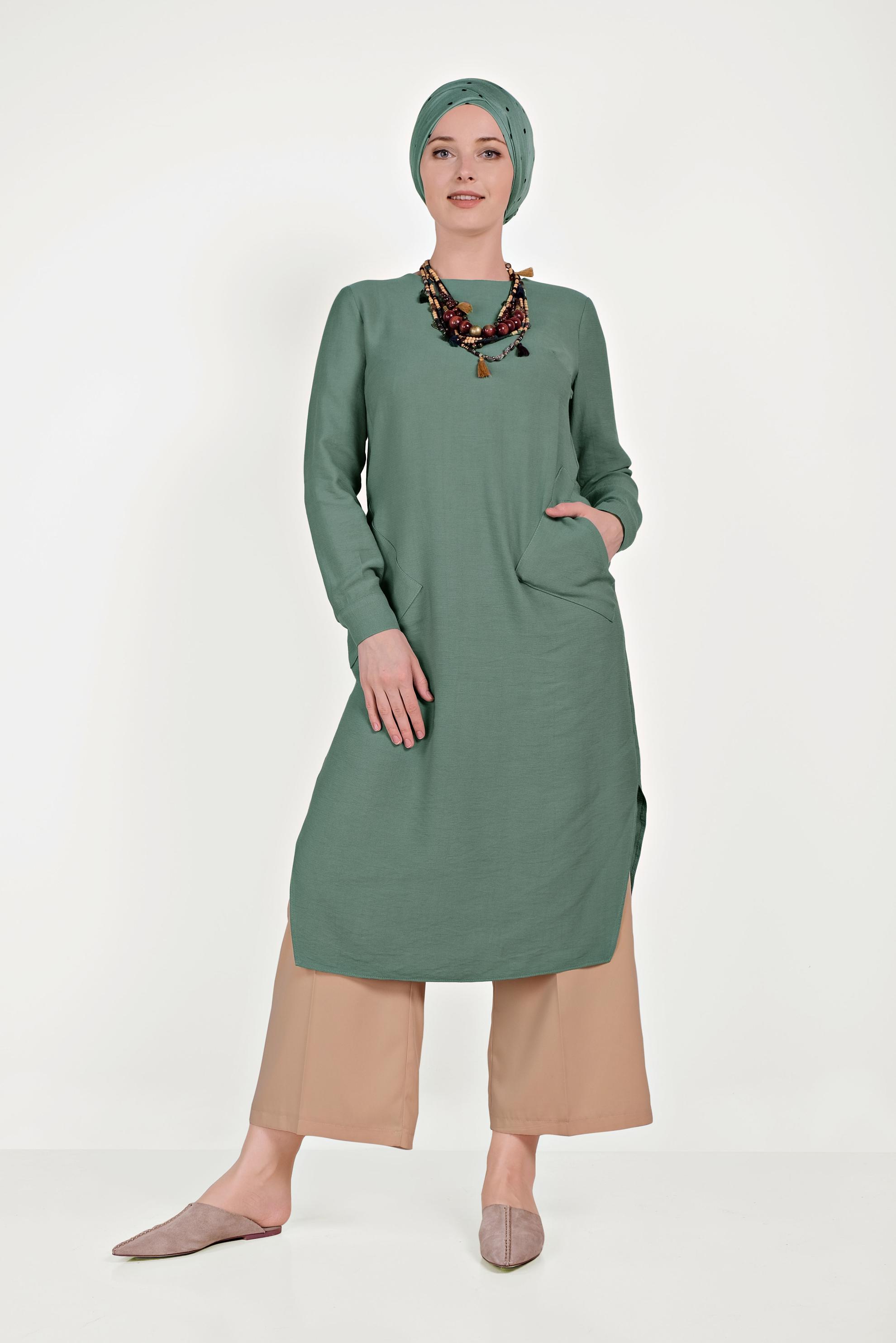 Tesettür giyim YEŞİL ASİMETRİK KESİM CEPLİ TUNİK 40484