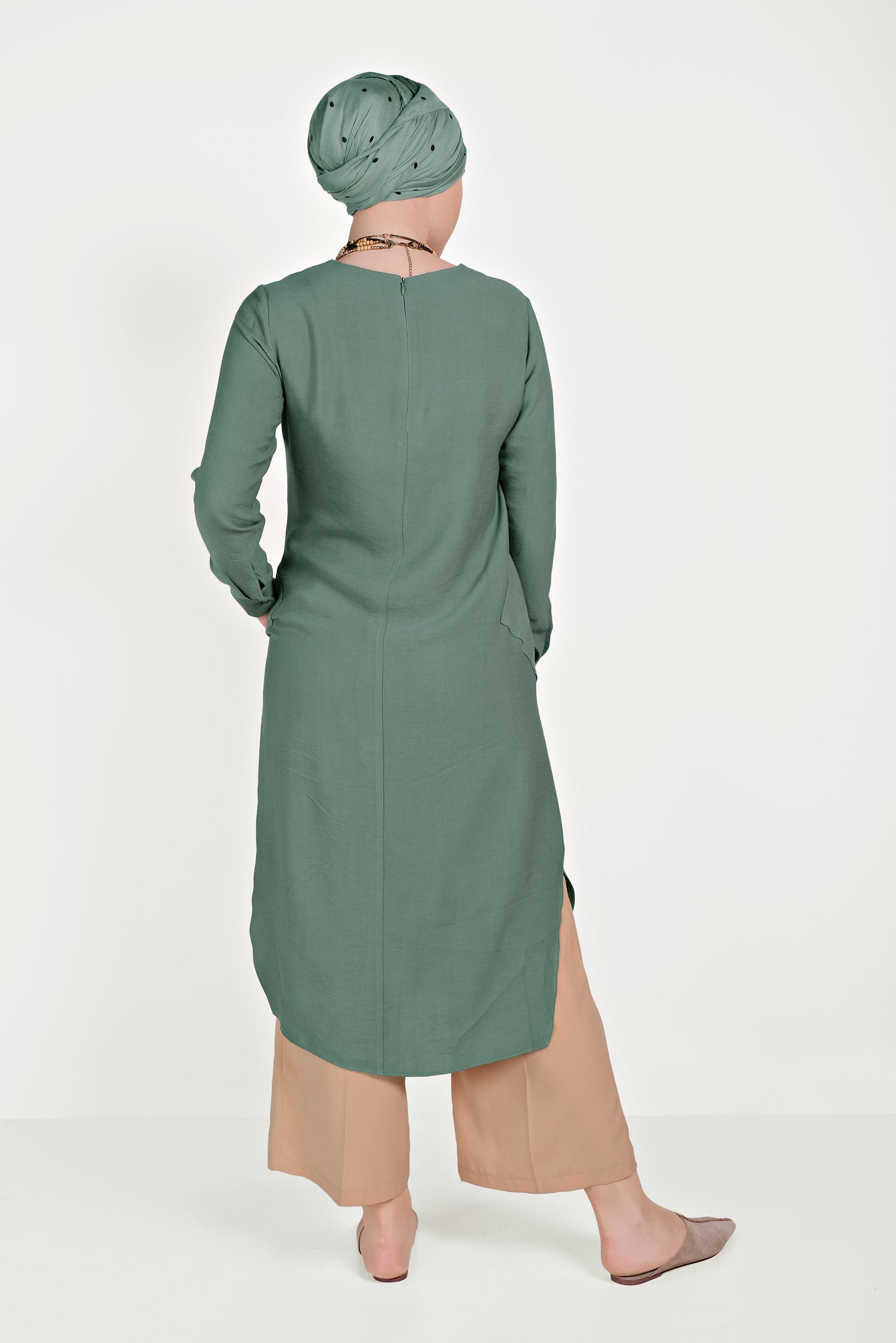 Tesettür giyim YEŞİL ASİMETRİK KESİM CEPLİ TUNİK 40484